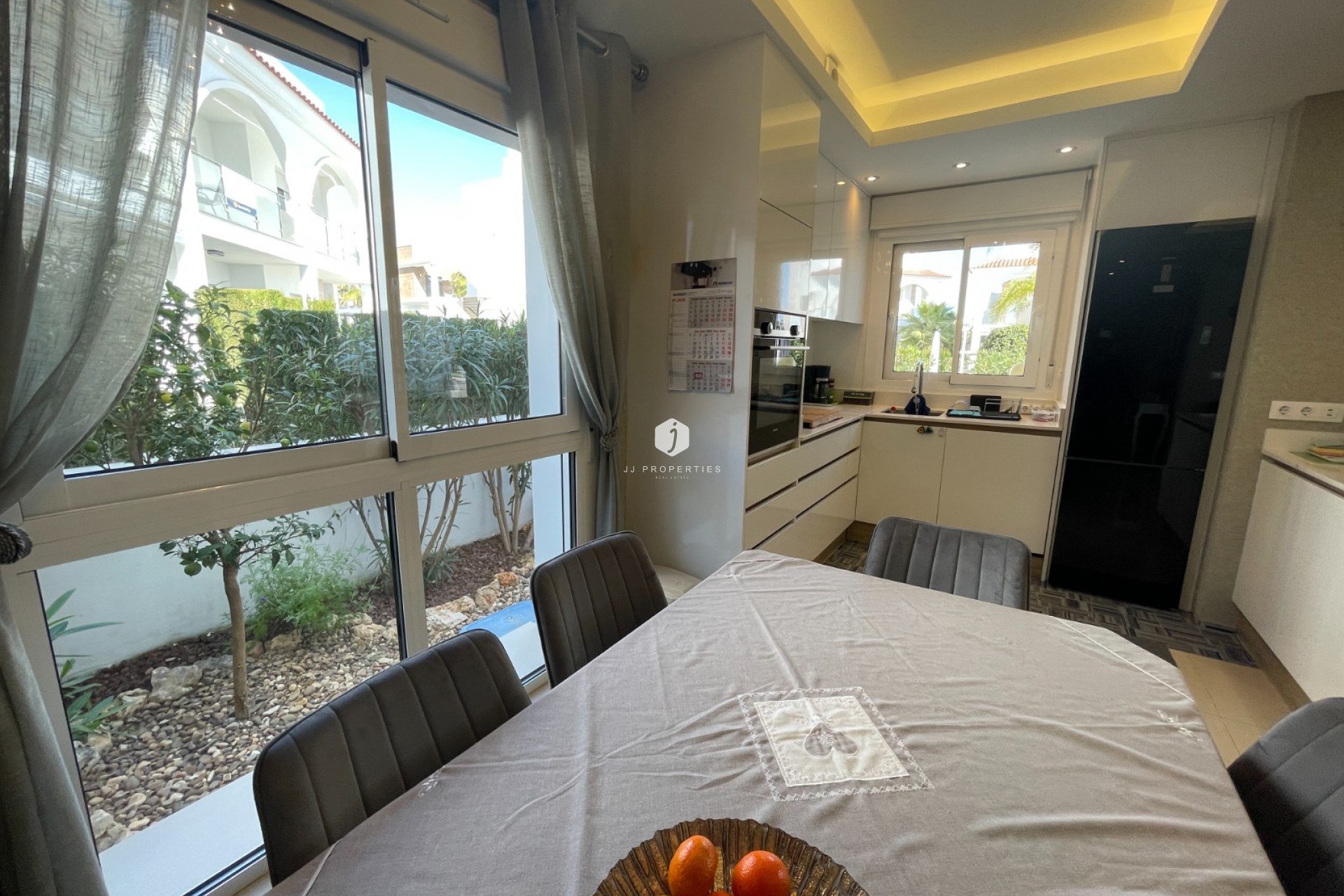 Tweedehands - Appartement / flat -
Rojales - Inland