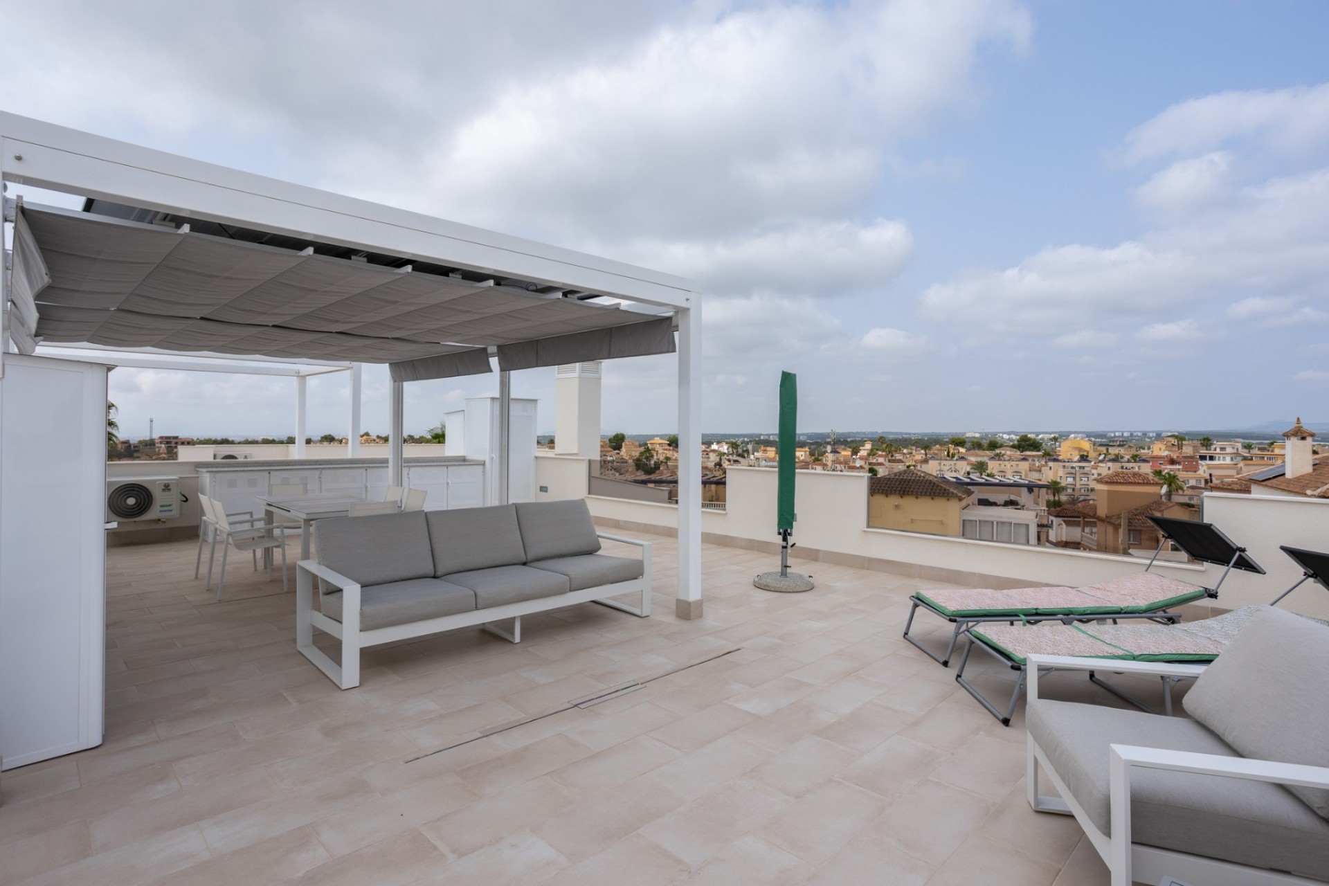 Tweedehands - Appartement / flat -
San Miguel de Salinas - Inland