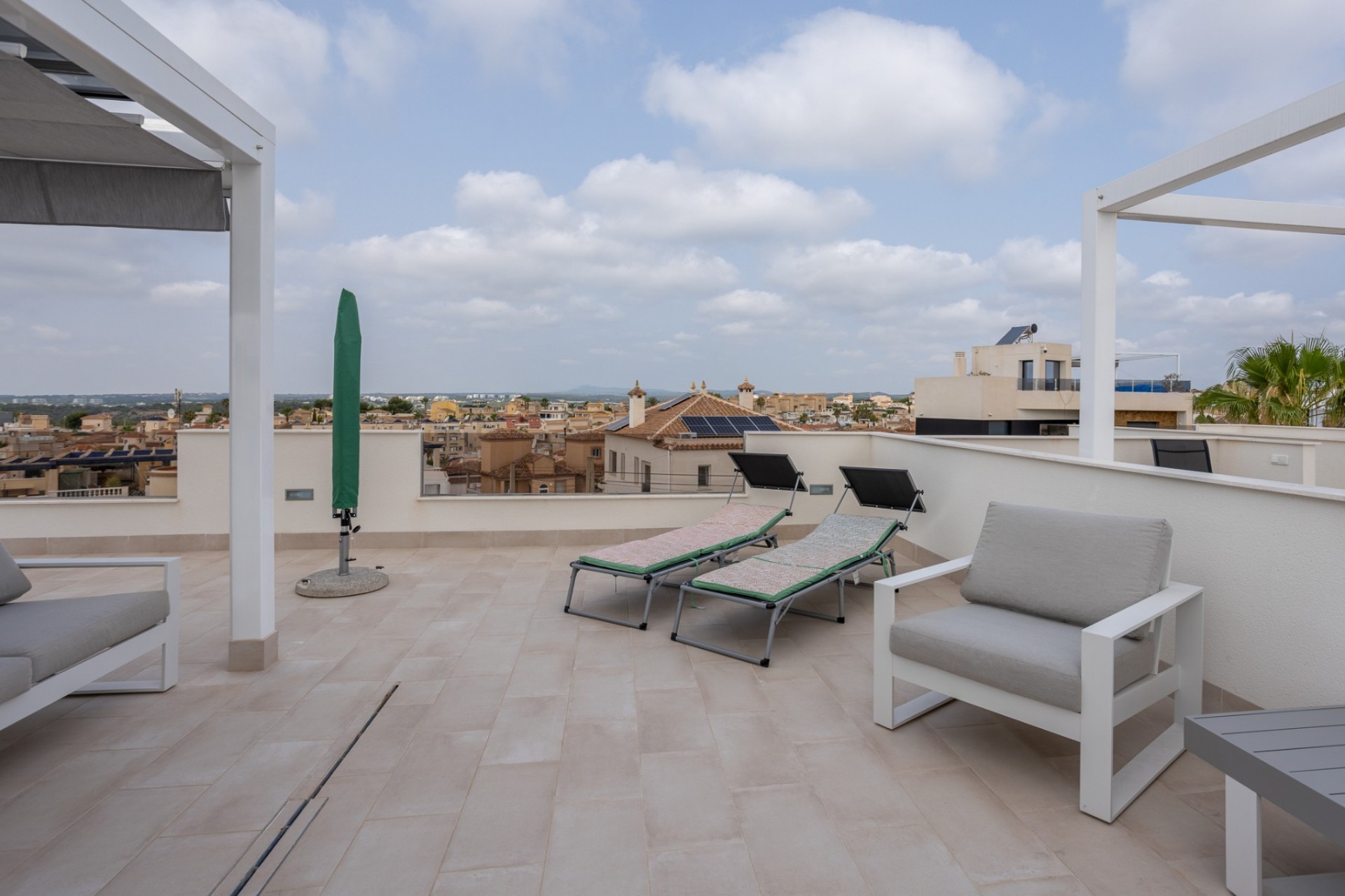 Tweedehands - Appartement / flat -
San Miguel de Salinas - Inland