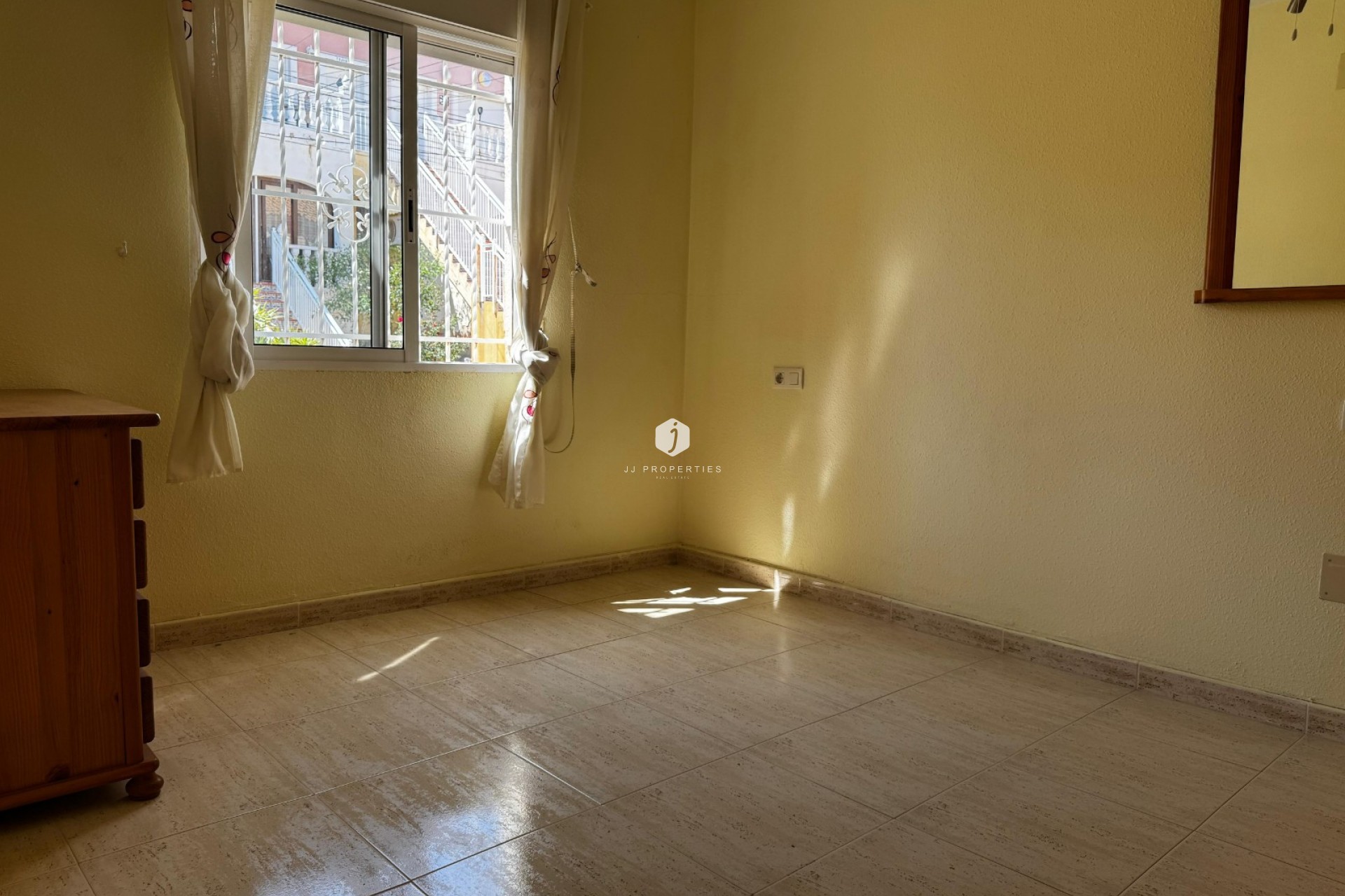 Tweedehands - Appartement / flat -
San Miguel de Salinas - Inland