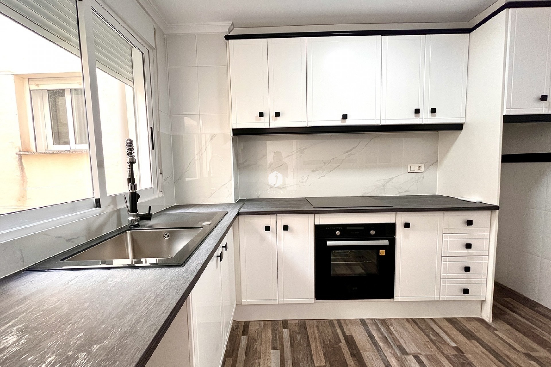 Tweedehands - Appartement / flat -
San Miguel de Salinas - Inland