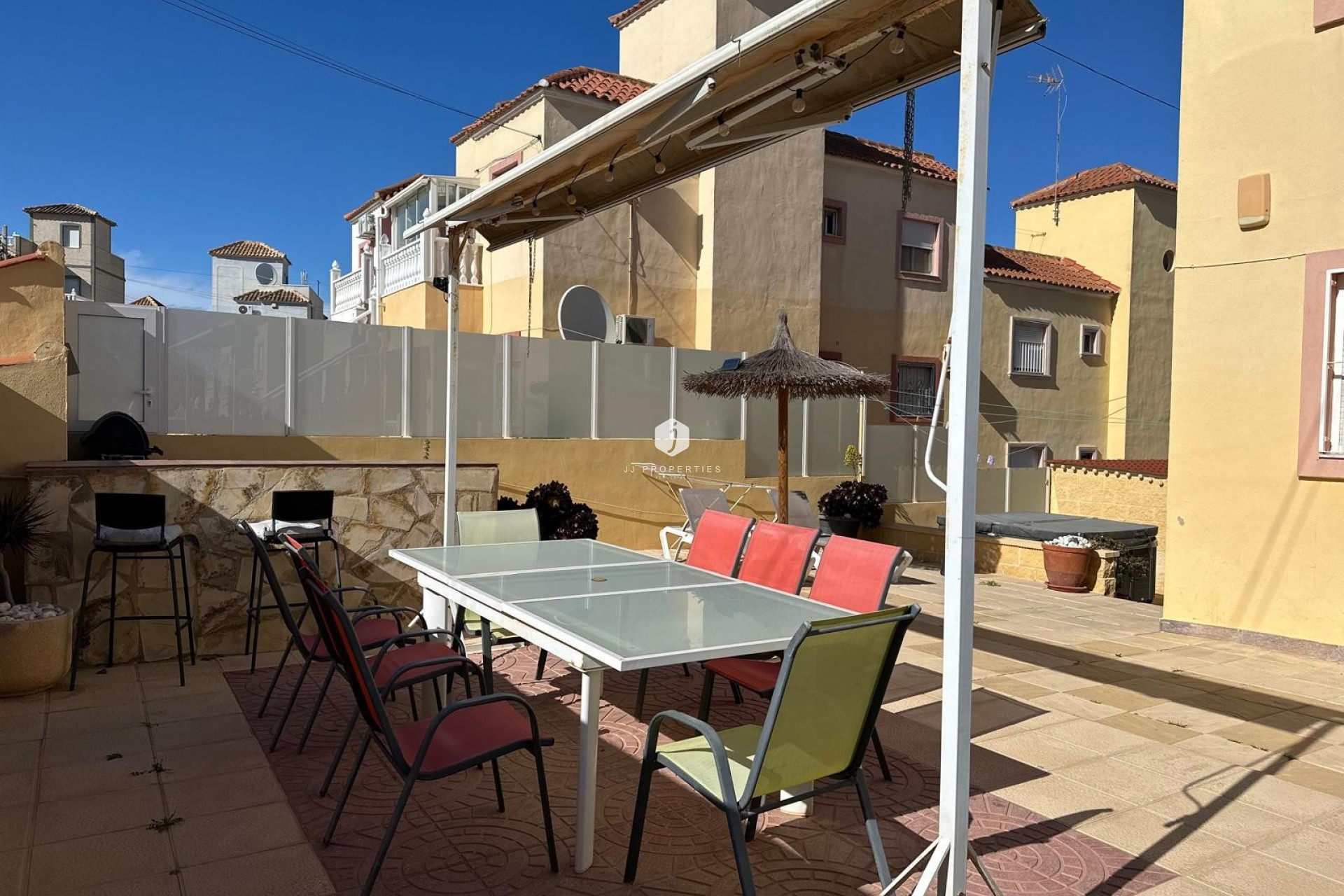 Tweedehands - Appartement / flat -
San Miguel de Salinas - Inland