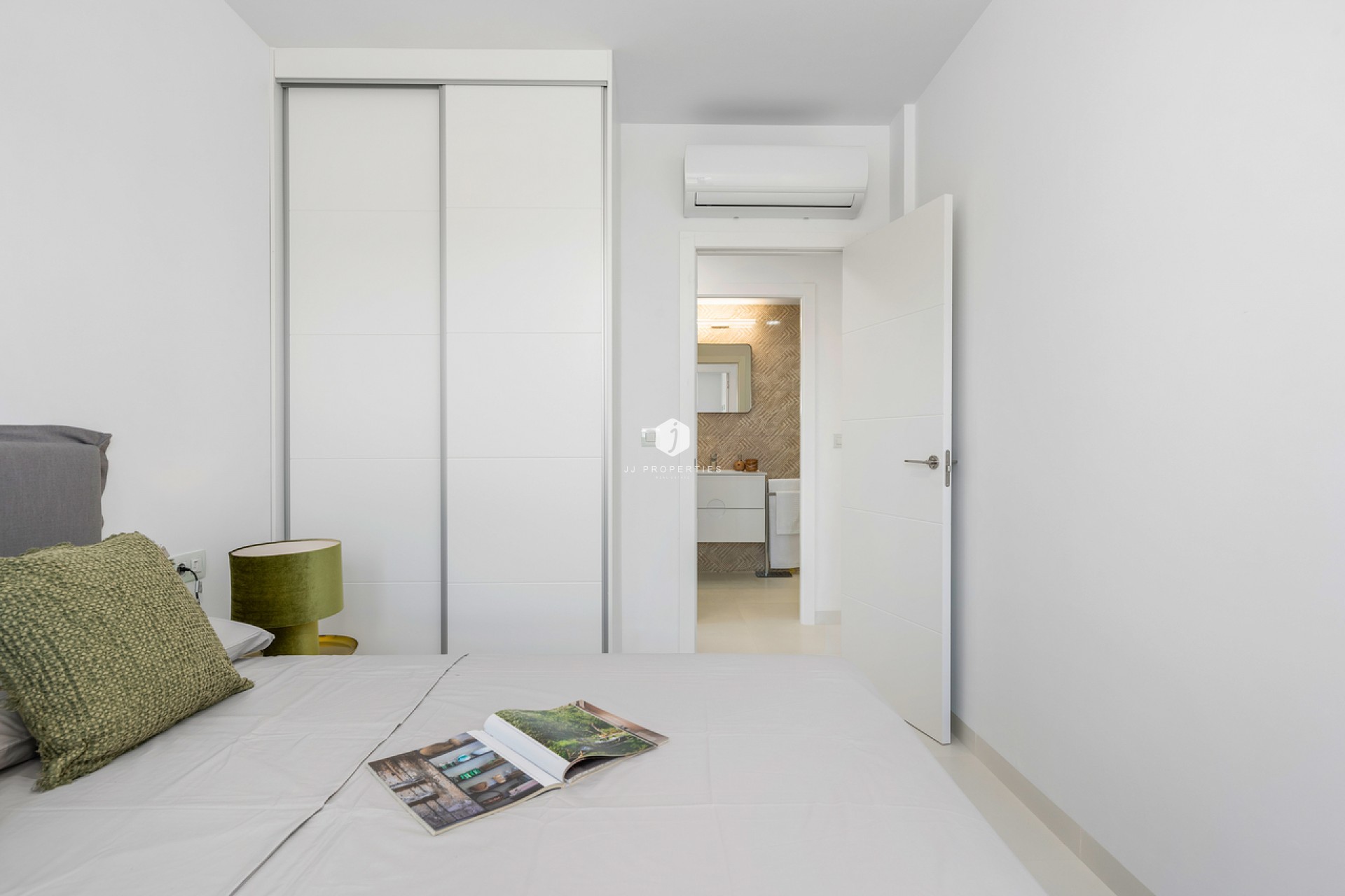 Tweedehands - Appartement / flat -
San Miguel de Salinas - Inland