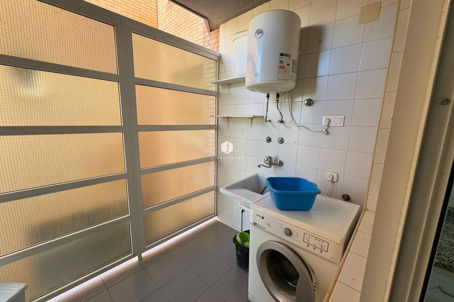 Tweedehands - Appartement / flat -
San Miguel de Salinas - Inland