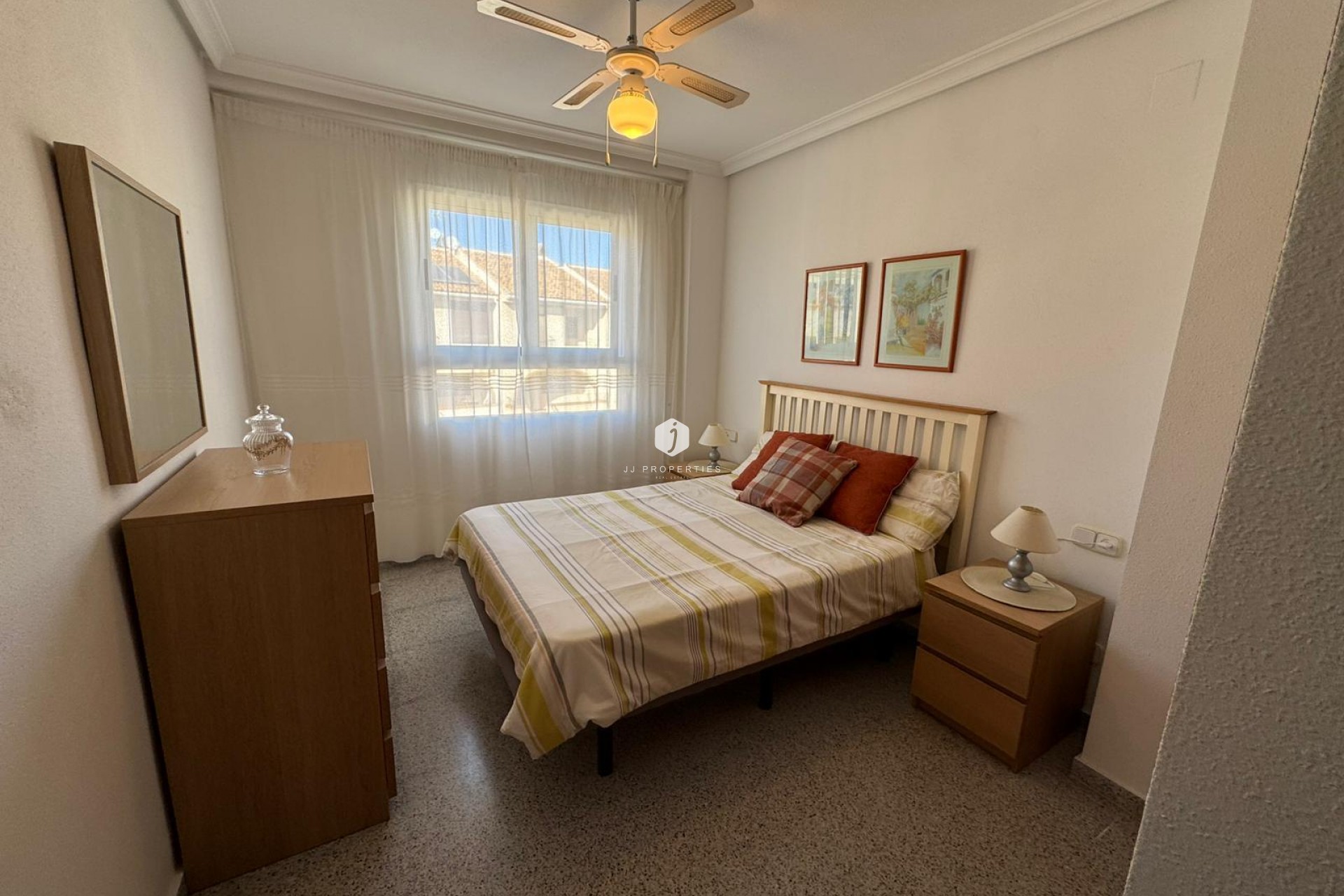 Tweedehands - Appartement / flat -
San Miguel de Salinas - Inland