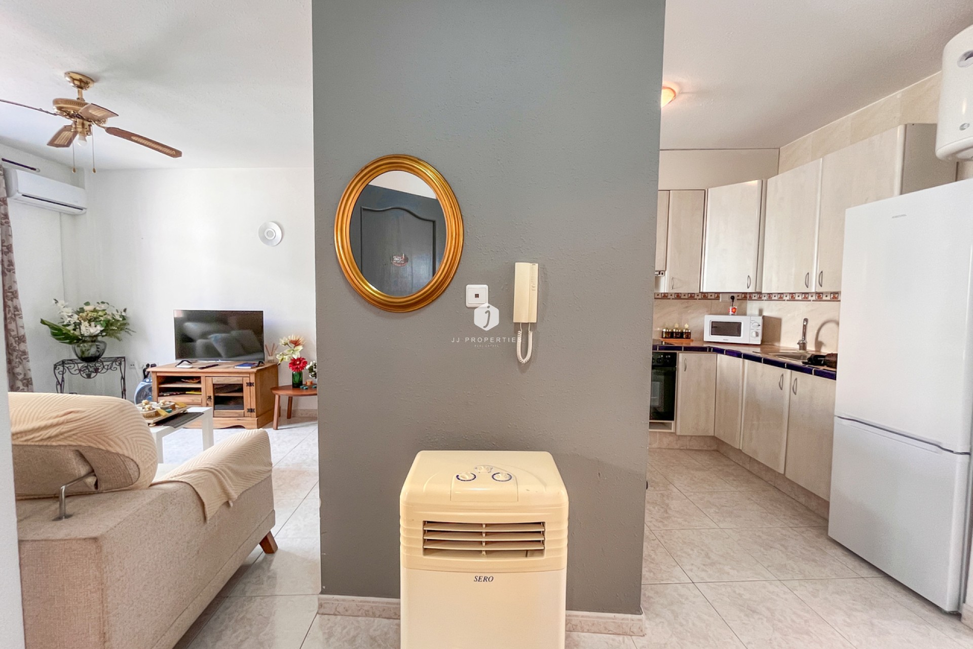 Tweedehands - Appartement / flat -
San Miguel de Salinas - Inland