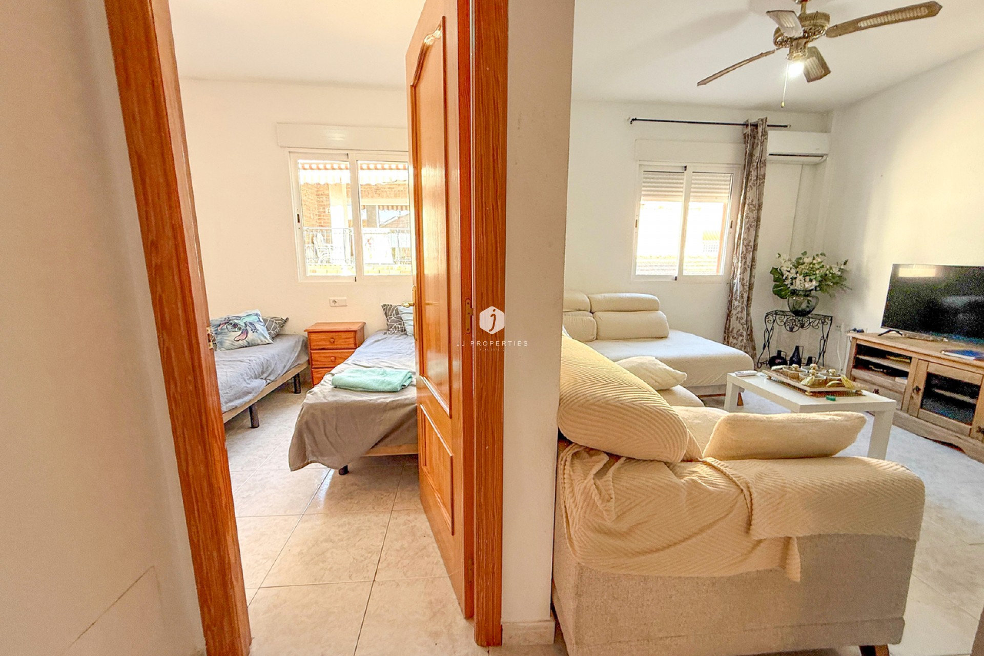 Tweedehands - Appartement / flat -
San Miguel de Salinas - Inland