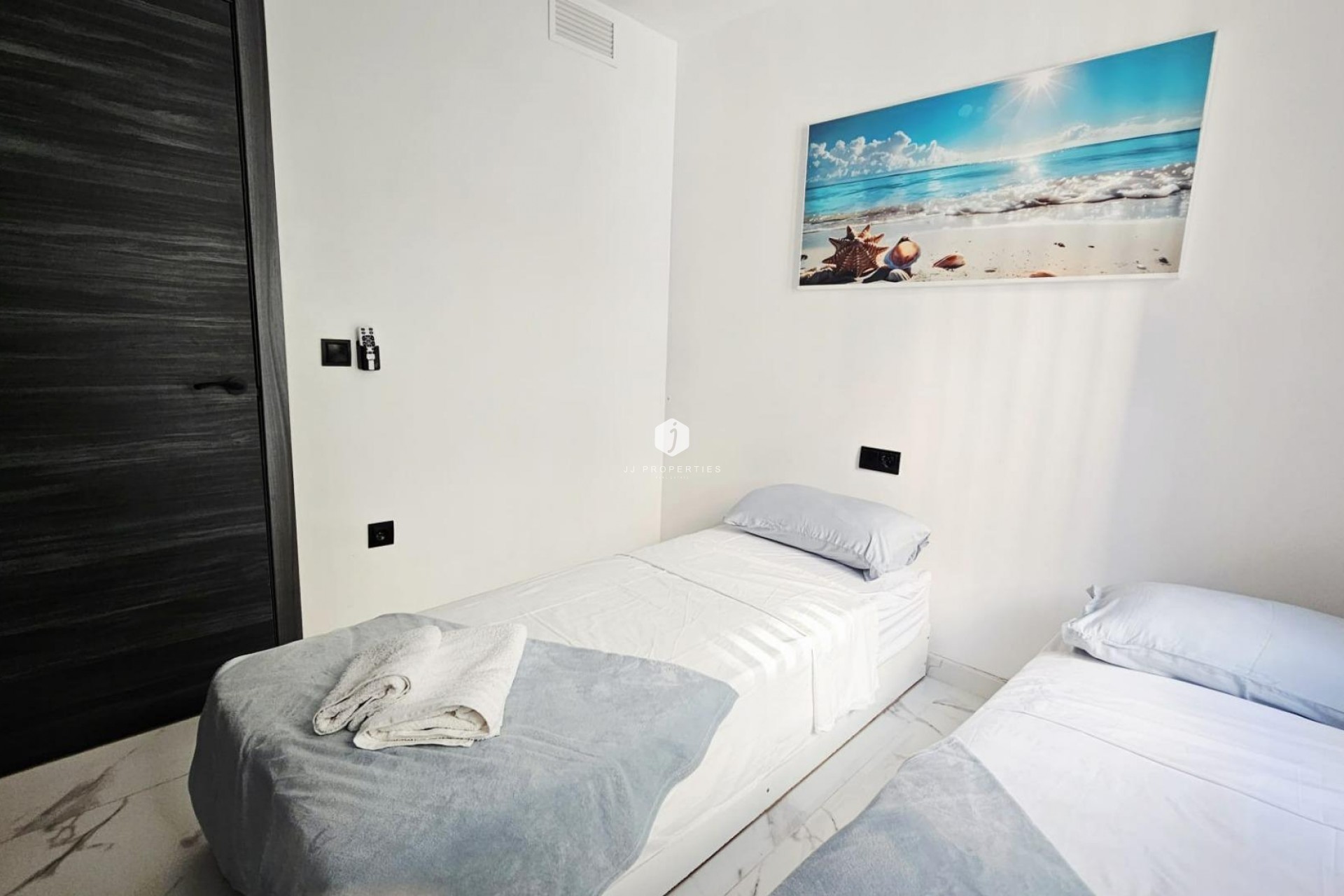 Tweedehands - Appartement / flat -
Torrevieja - Acequion