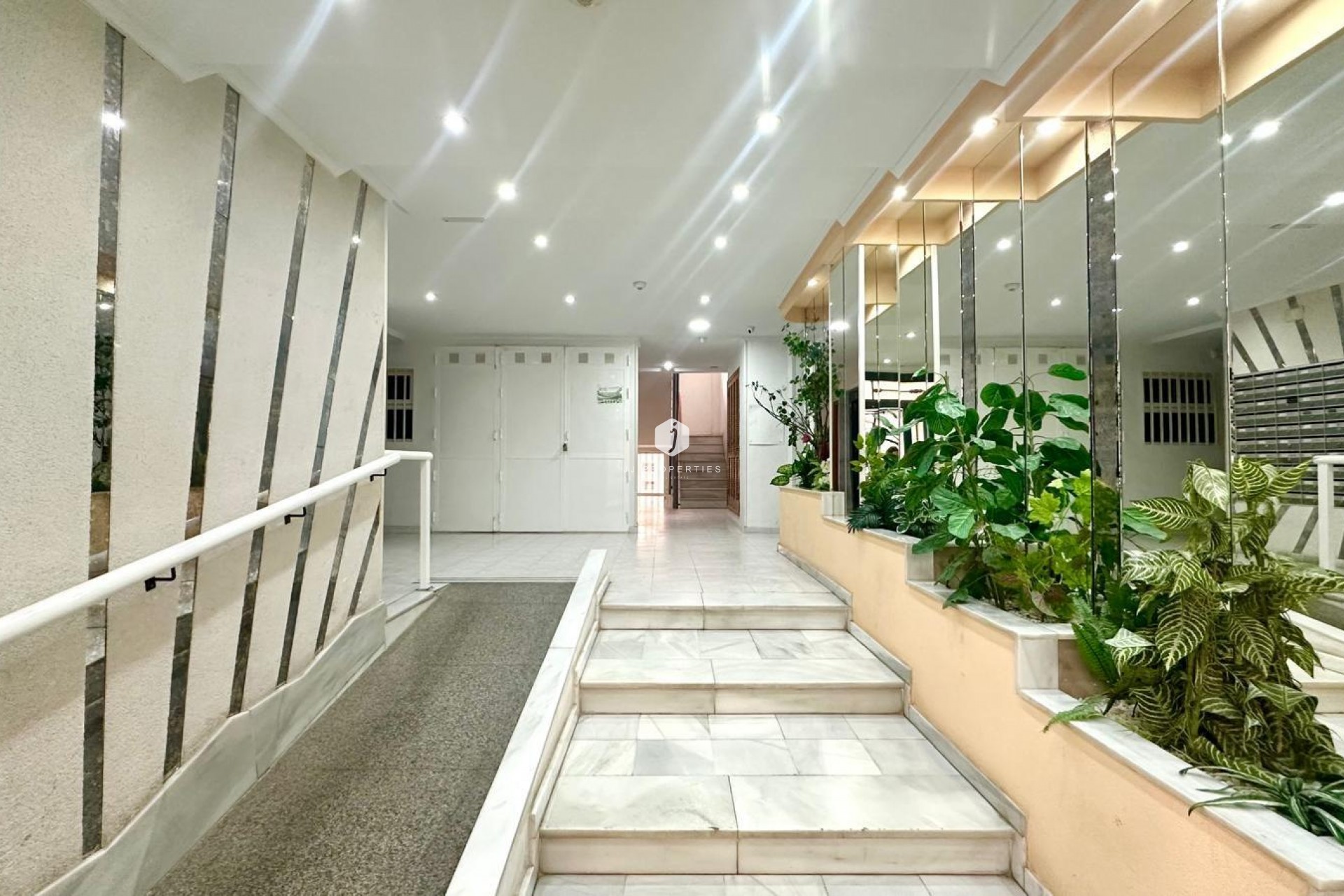 Tweedehands - Appartement / flat -
Torrevieja - Acequion