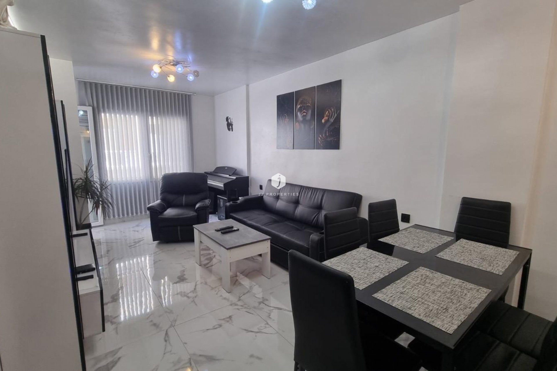 Tweedehands - Appartement / flat -
Torrevieja - Acequion