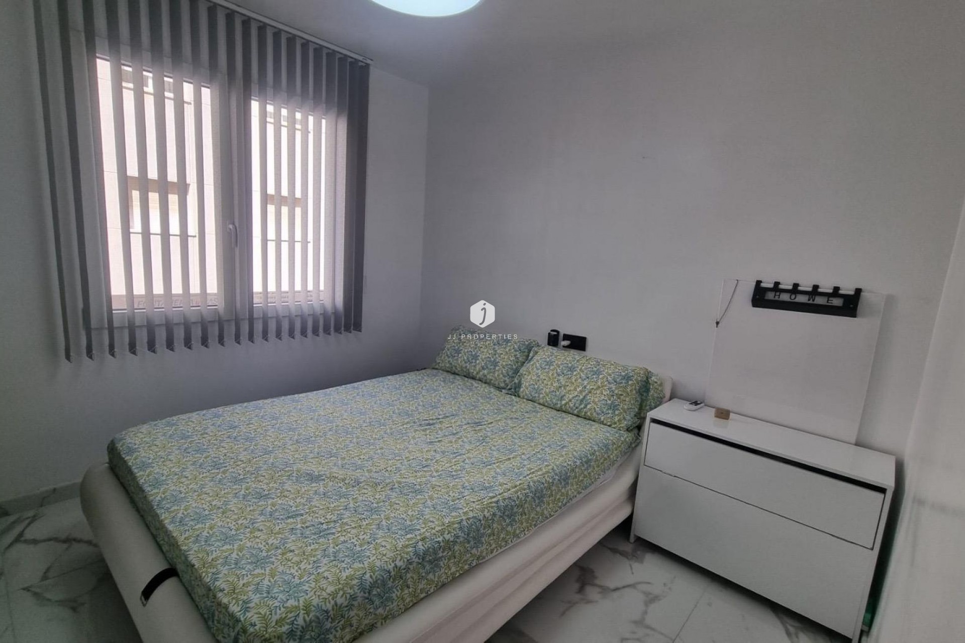 Tweedehands - Appartement / flat -
Torrevieja - Acequion