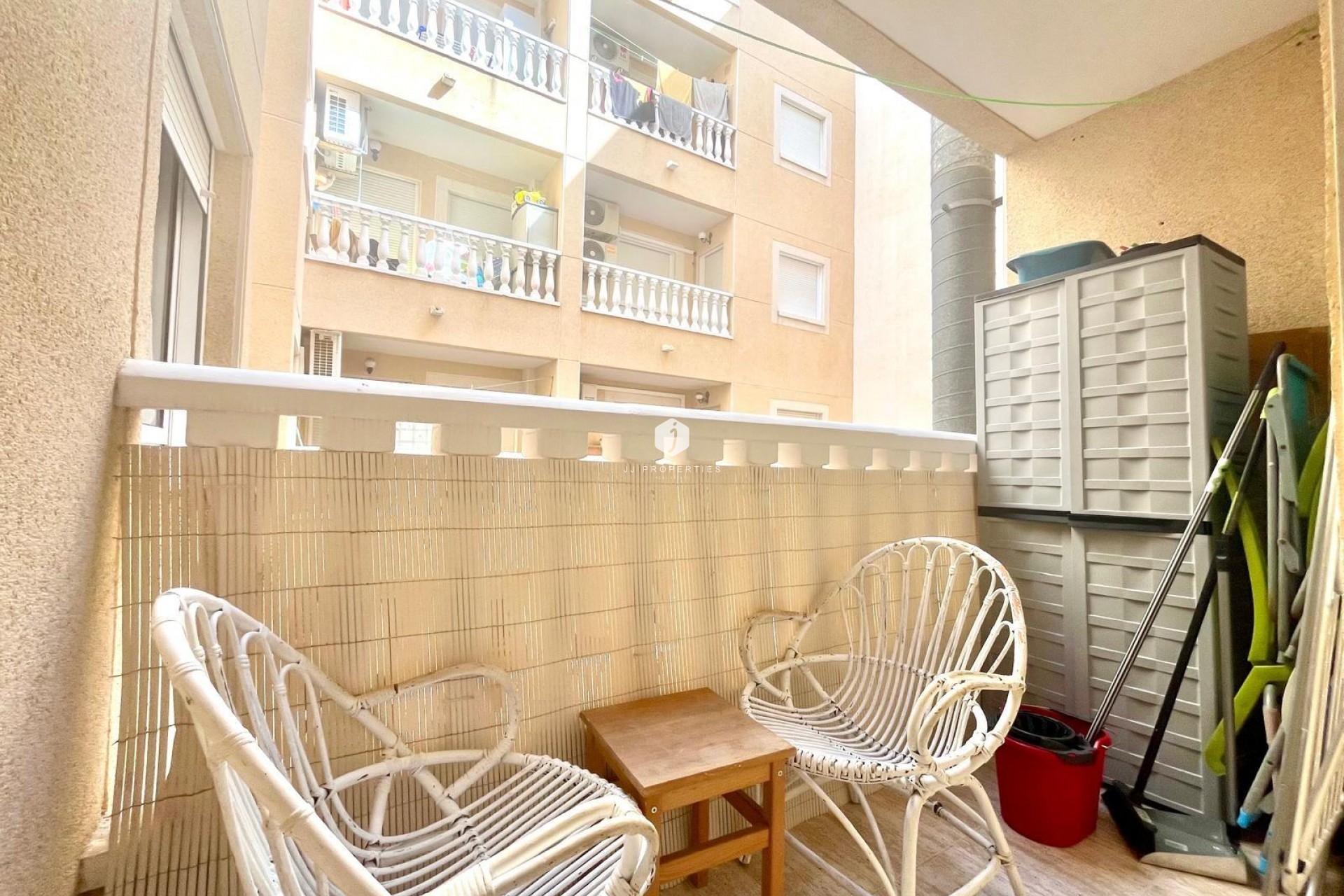 Tweedehands - Appartement / flat -
Torrevieja - Acequion