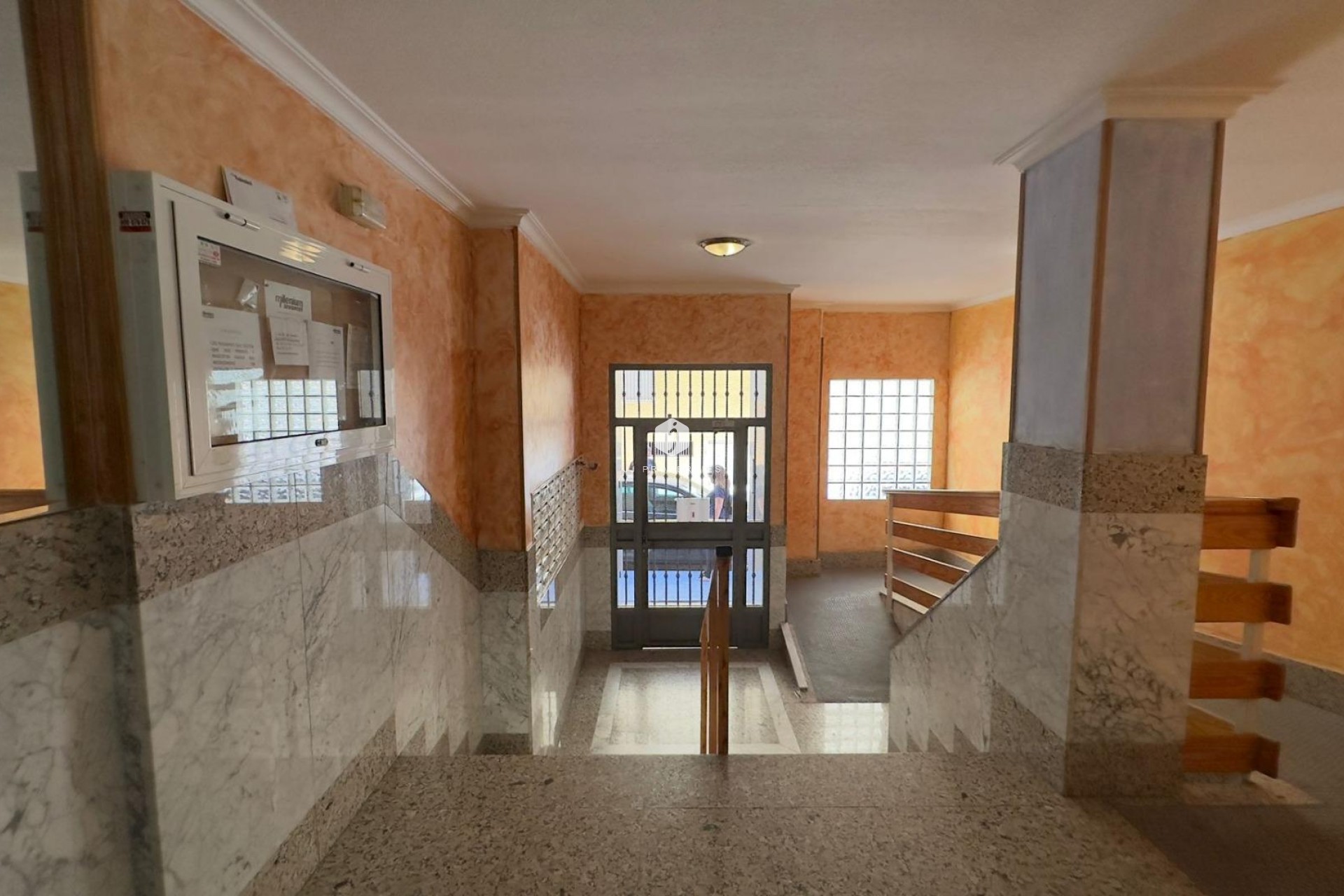 Tweedehands - Appartement / flat -
Torrevieja - Acequion