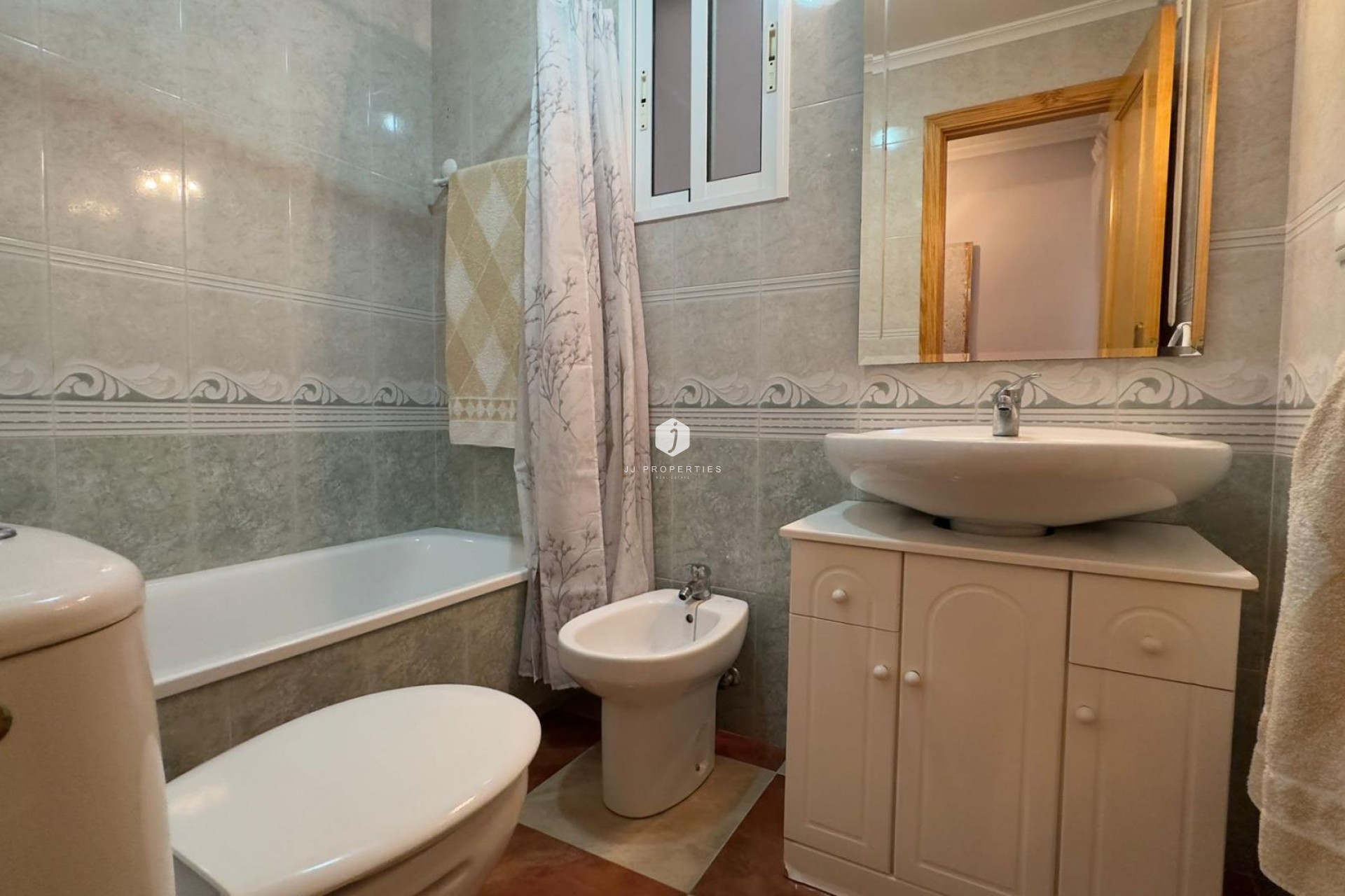 Tweedehands - Appartement / flat -
Torrevieja - Acequion