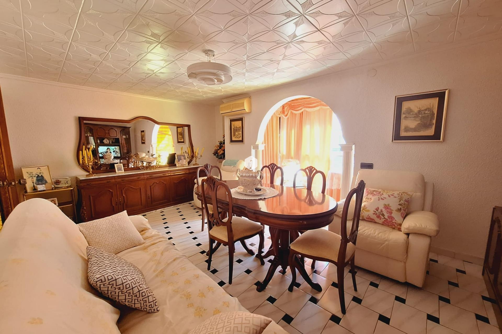 Tweedehands - Appartement / flat -
Torrevieja - Acequion