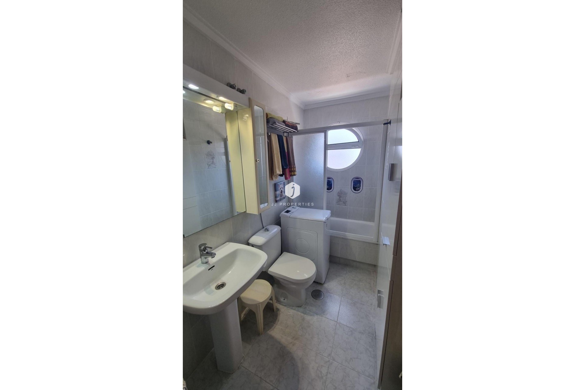 Tweedehands - Appartement / flat -
Torrevieja - Acequion