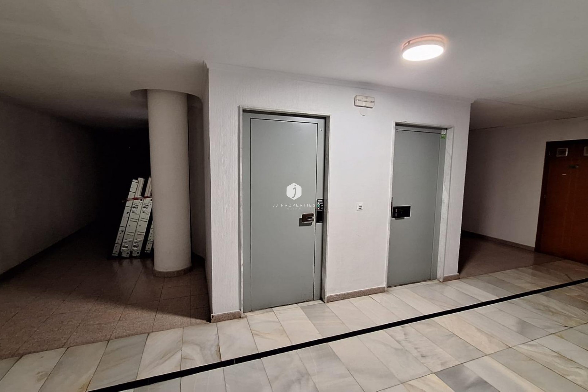 Tweedehands - Appartement / flat -
Torrevieja - Acequion
