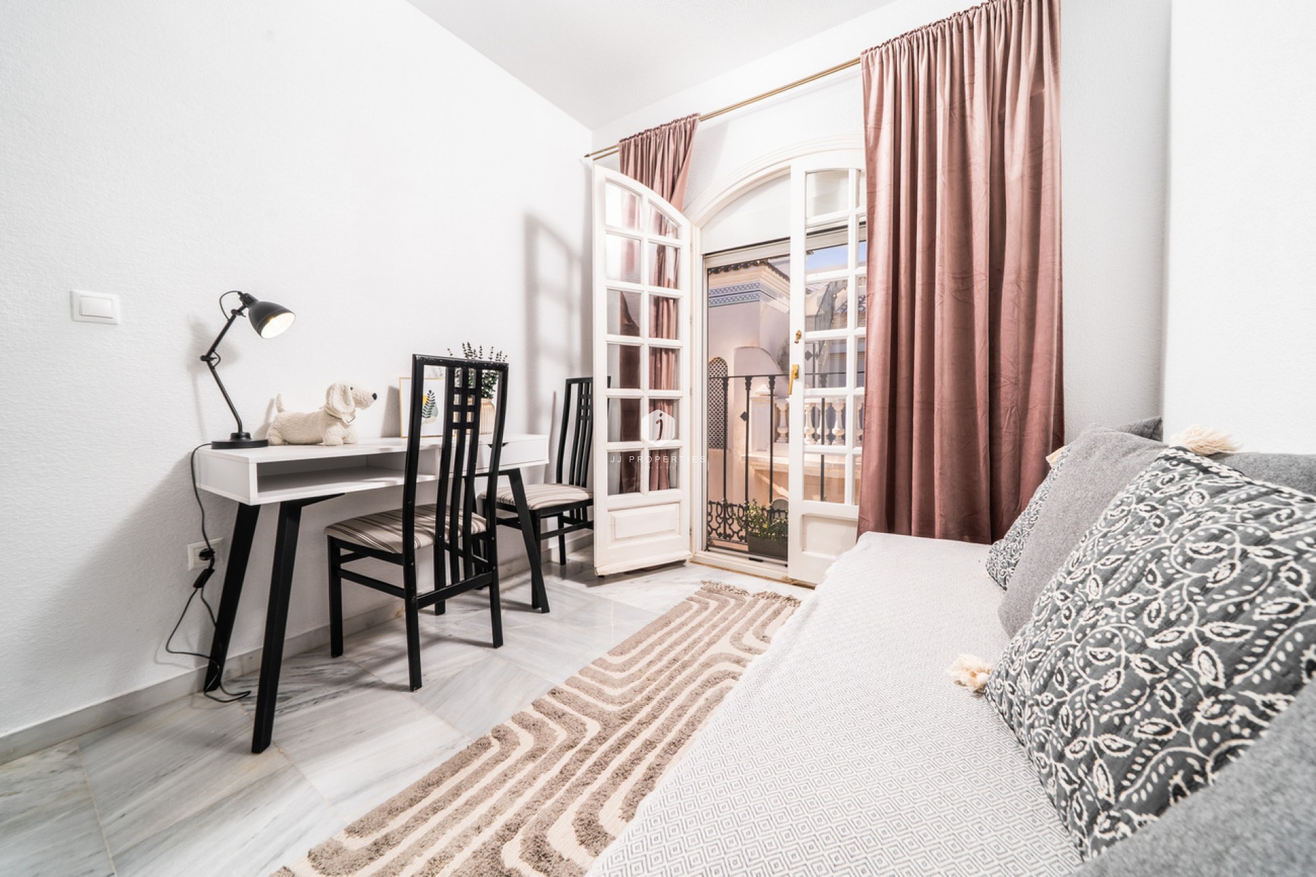 Tweedehands - Appartement / flat -
Torrevieja - aguas nuevas
