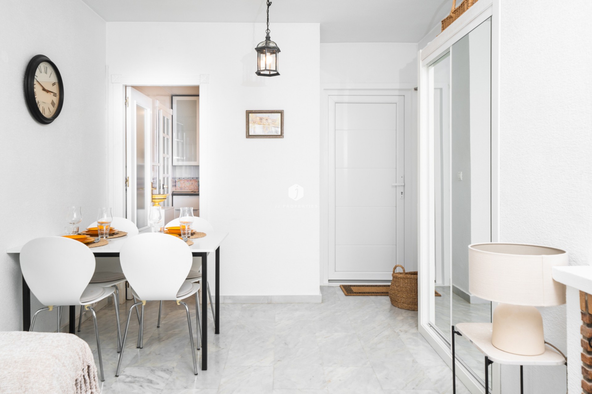 Tweedehands - Appartement / flat -
Torrevieja - aguas nuevas