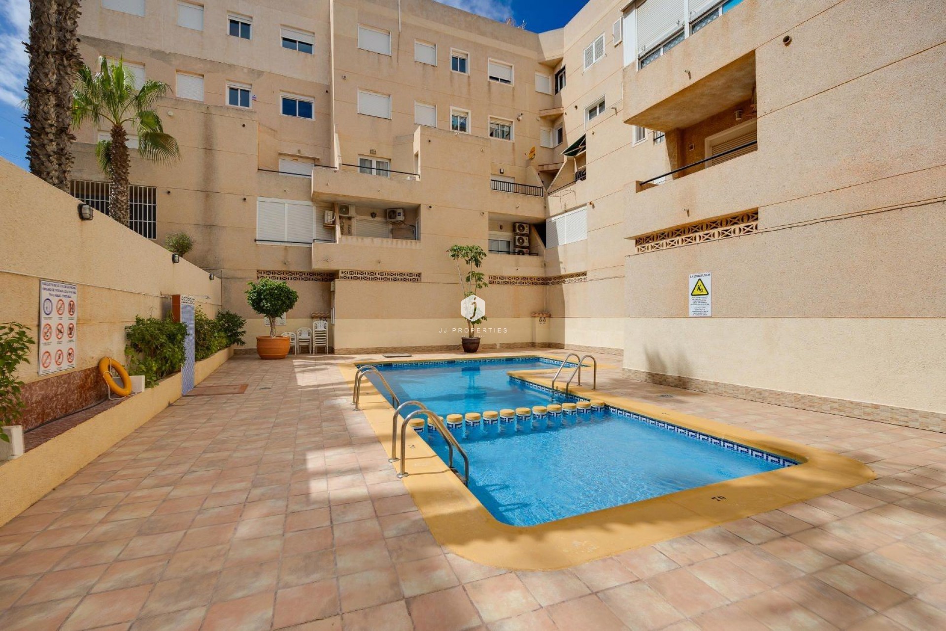 Tweedehands - Appartement / flat -
Torrevieja - Cabo cervera