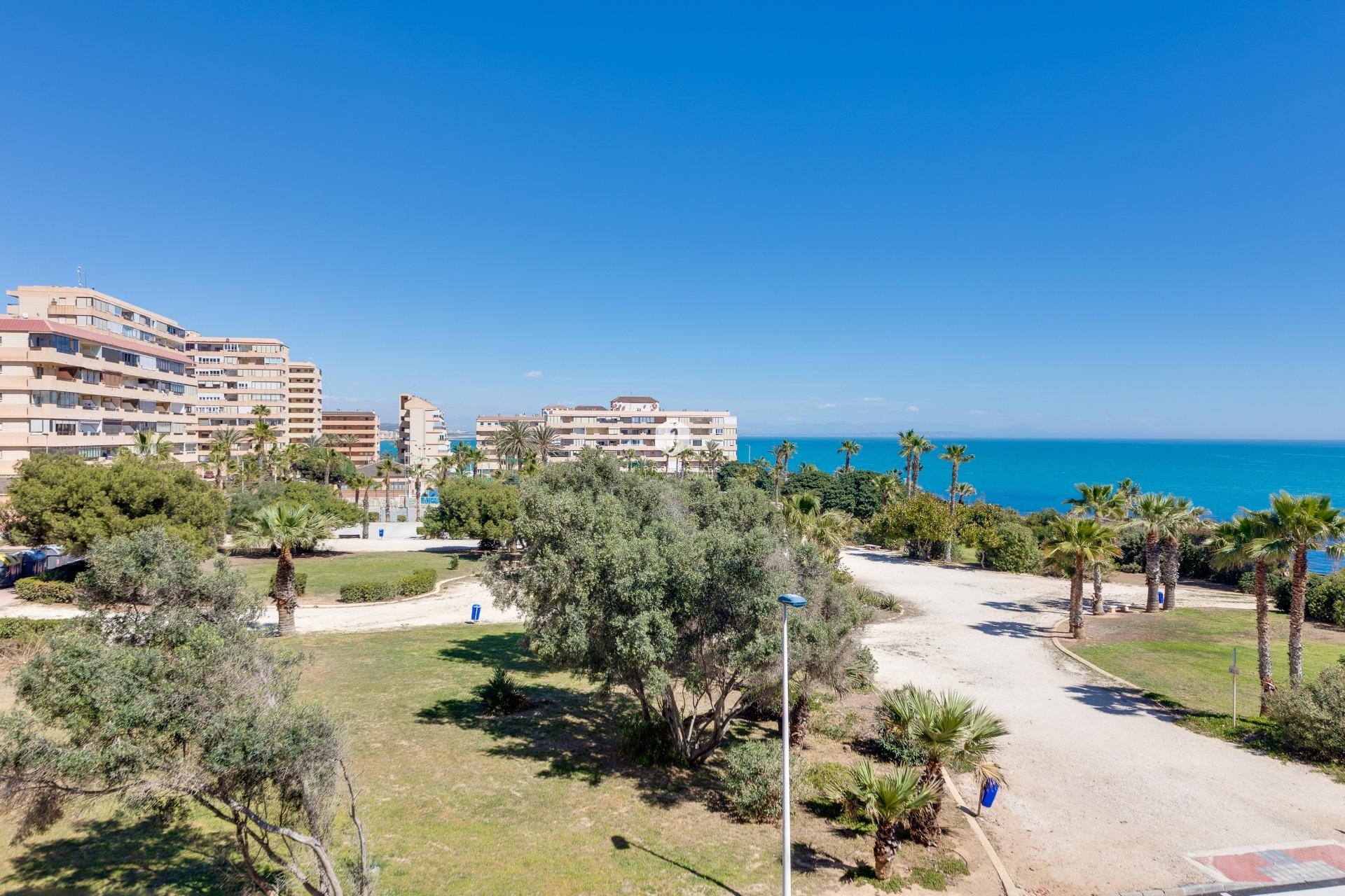 Tweedehands - Appartement / flat -
Torrevieja - Cabo cervera