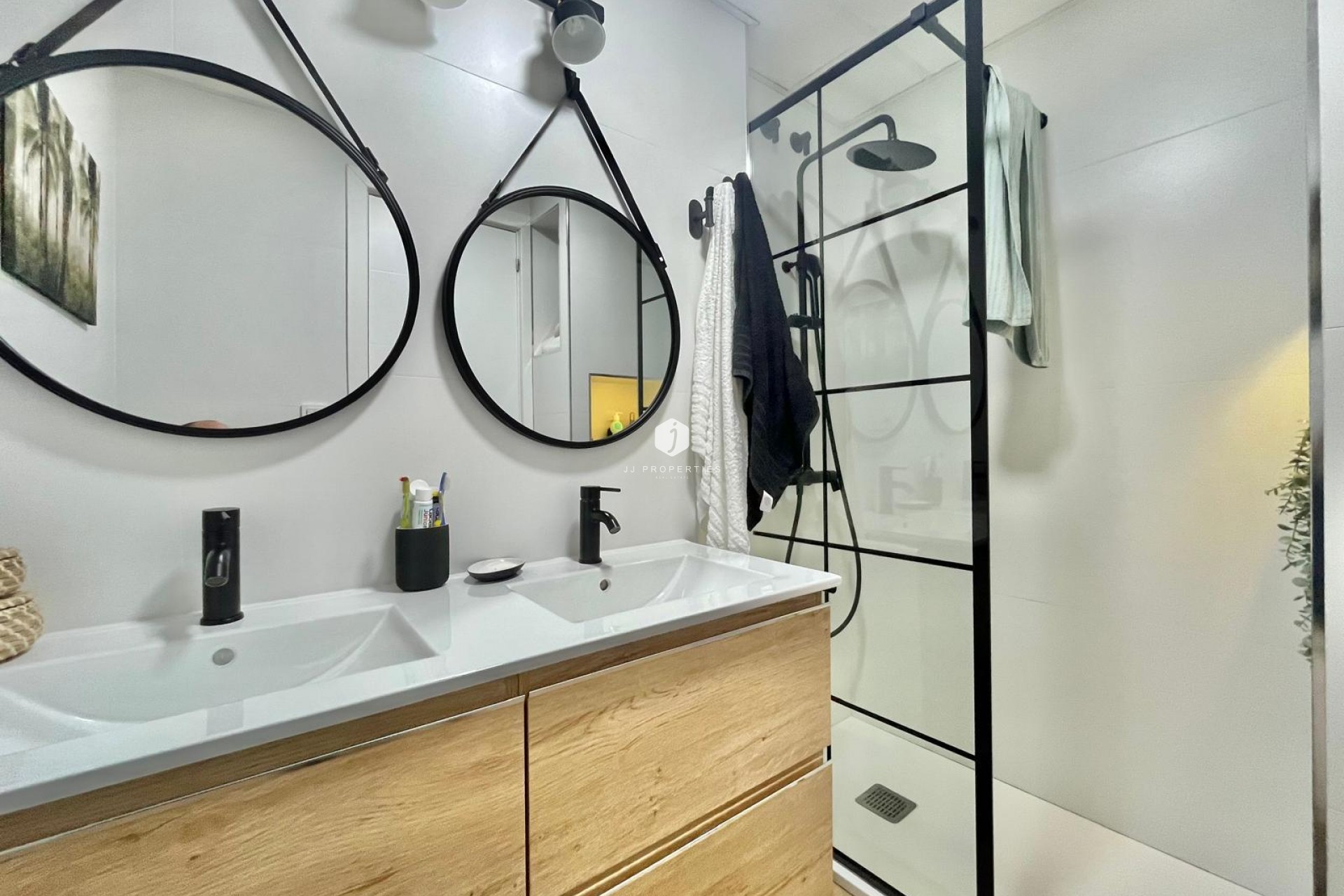 Tweedehands - Appartement / flat -
Torrevieja - Calas blanca