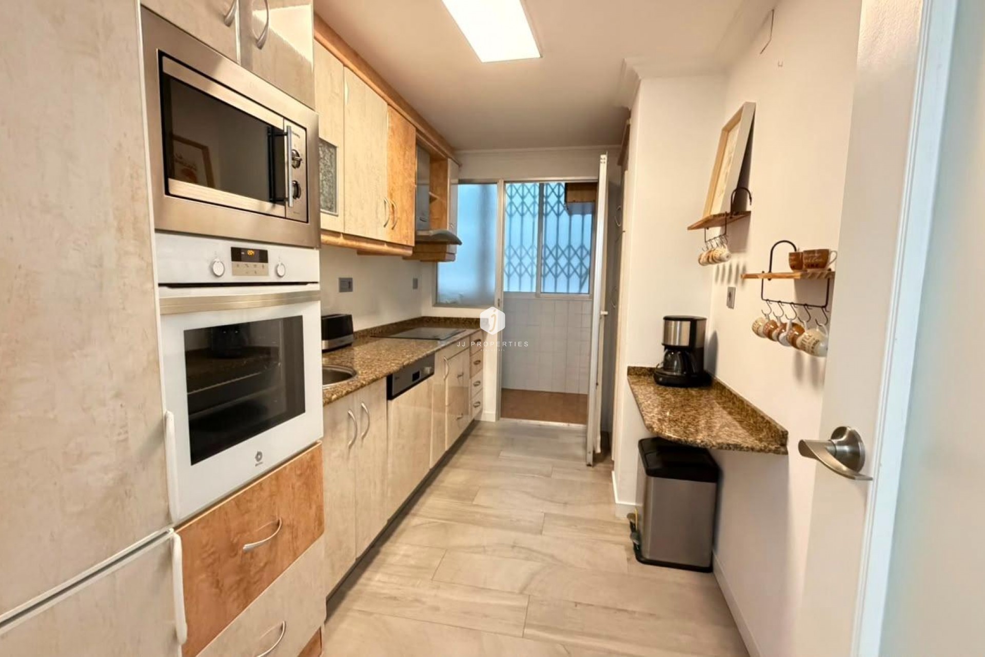 Tweedehands - Appartement / flat -
Torrevieja - Centro - Muelle Pesquero