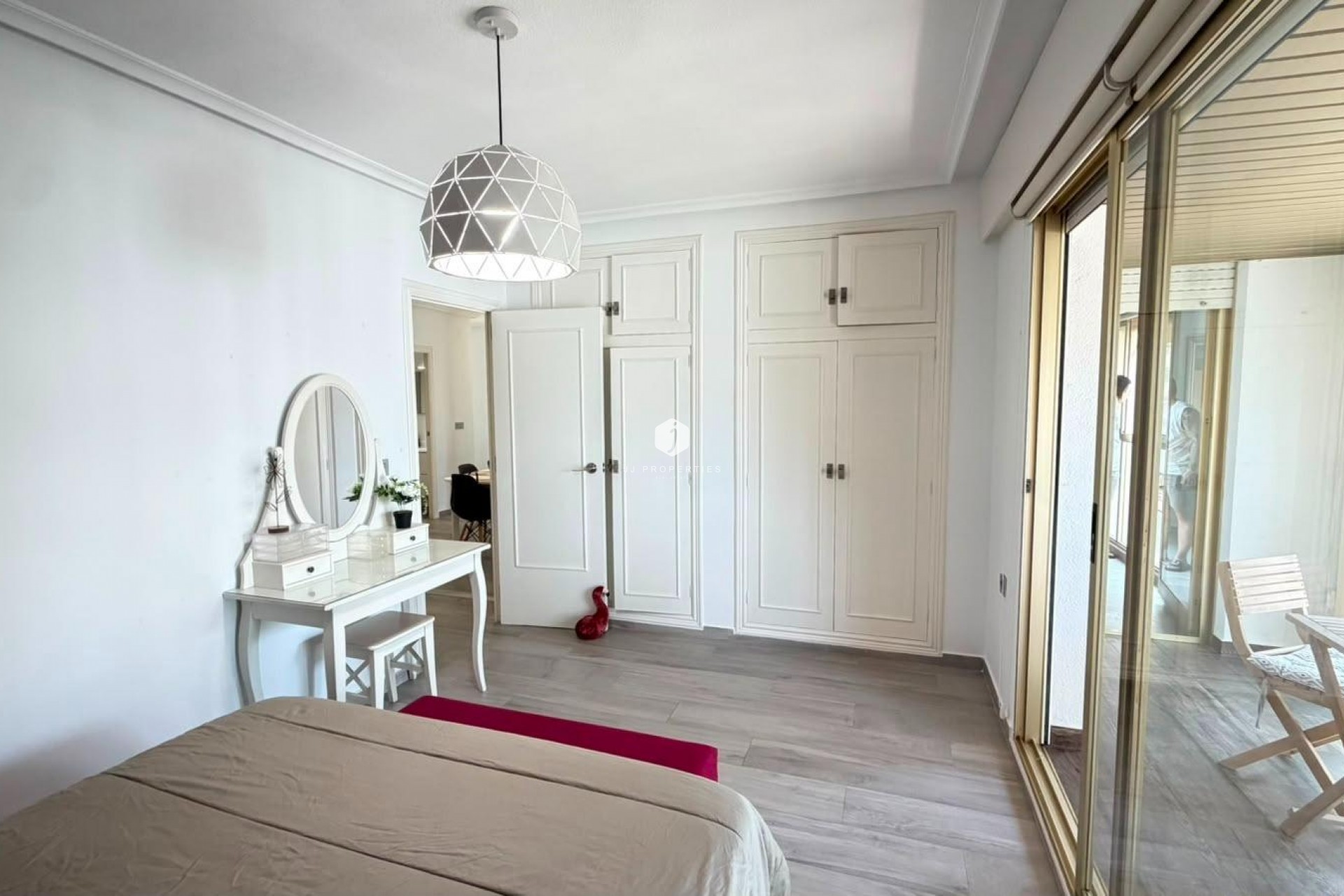 Tweedehands - Appartement / flat -
Torrevieja - Centro - Muelle Pesquero