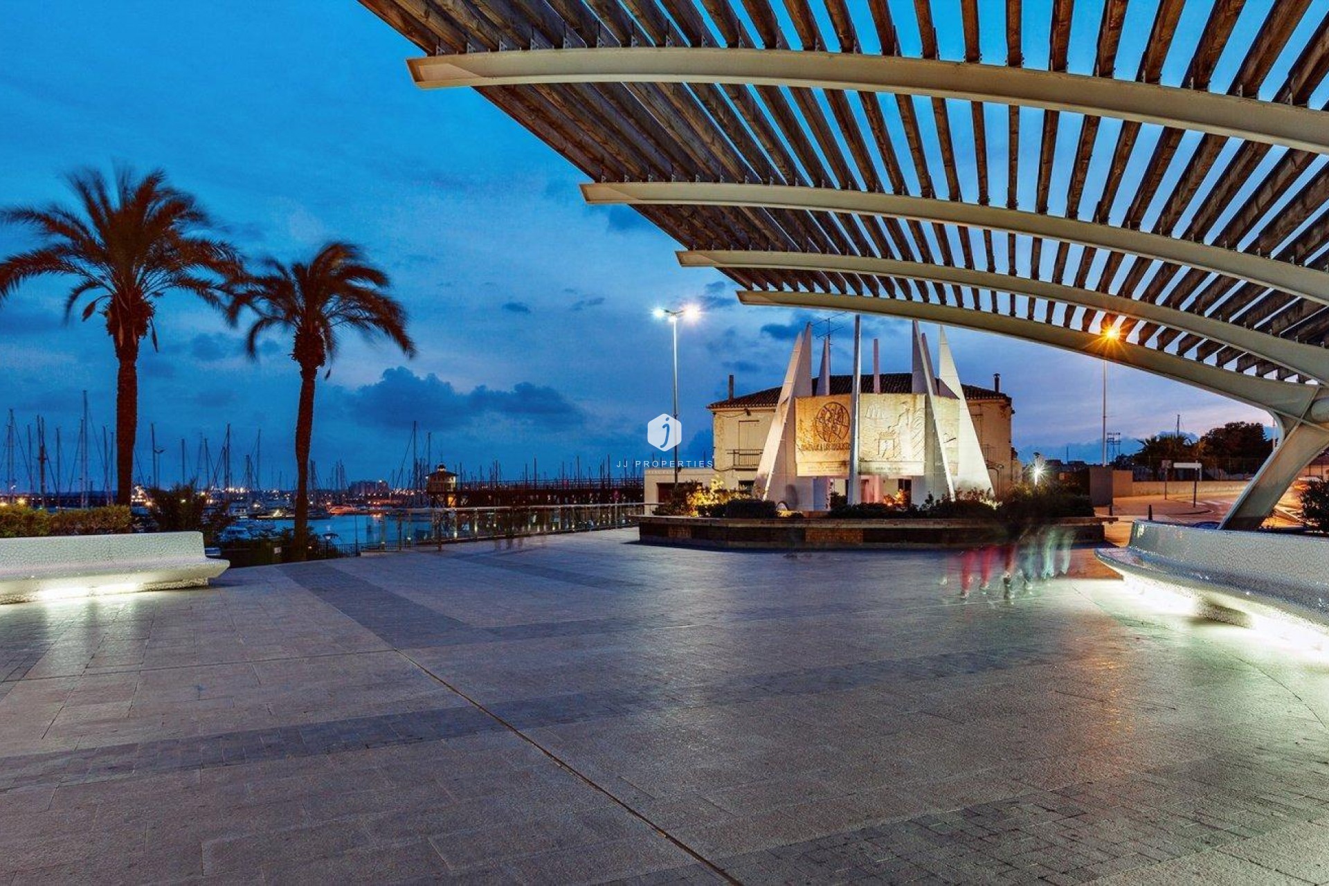 Tweedehands - Appartement / flat -
Torrevieja - Centro - Muelle Pesquero