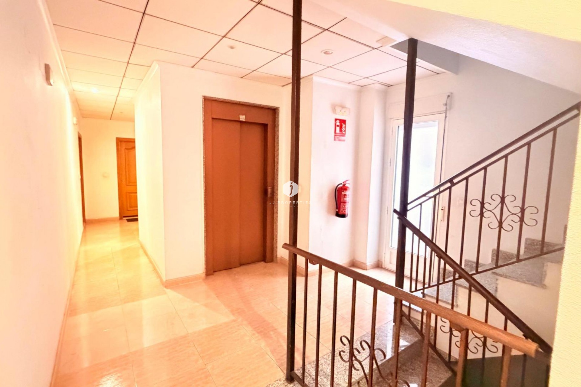 Tweedehands - Appartement / flat -
Torrevieja - Centro - Muelle Pesquero