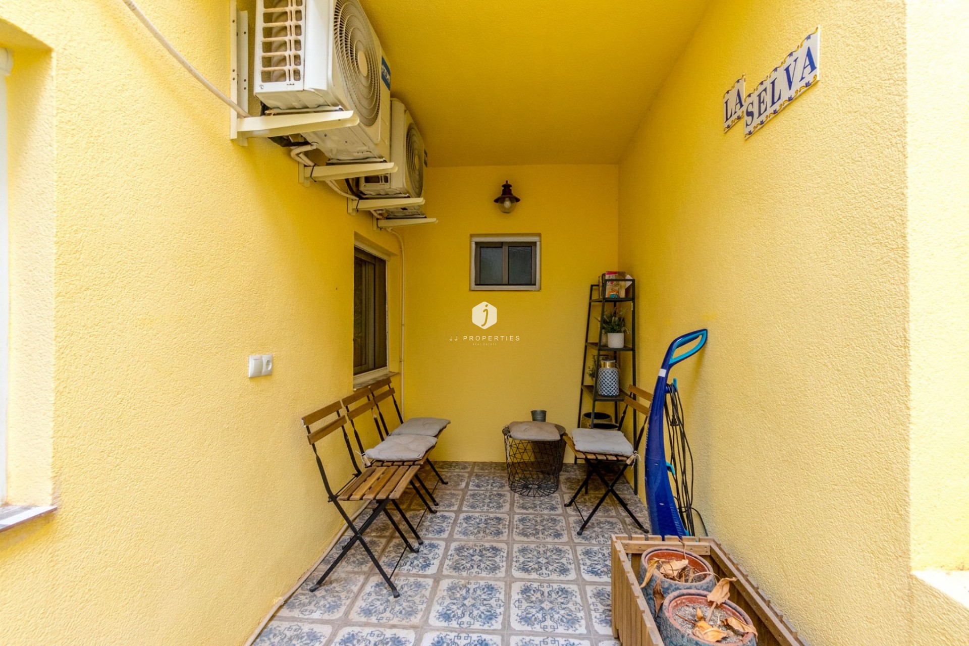 Tweedehands - Appartement / flat -
Torrevieja - Centro