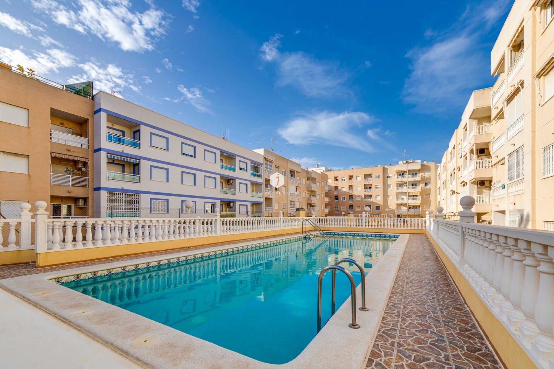 Tweedehands - Appartement / flat -
Torrevieja - Centro