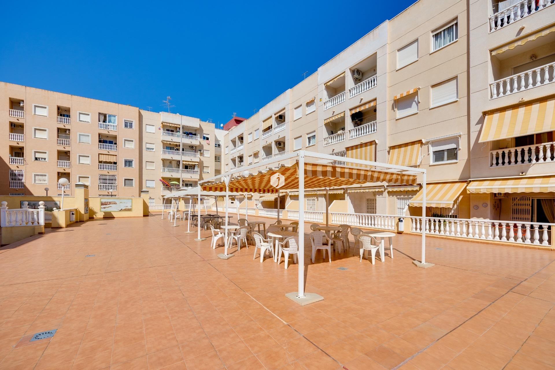 Tweedehands - Appartement / flat -
Torrevieja - Centro