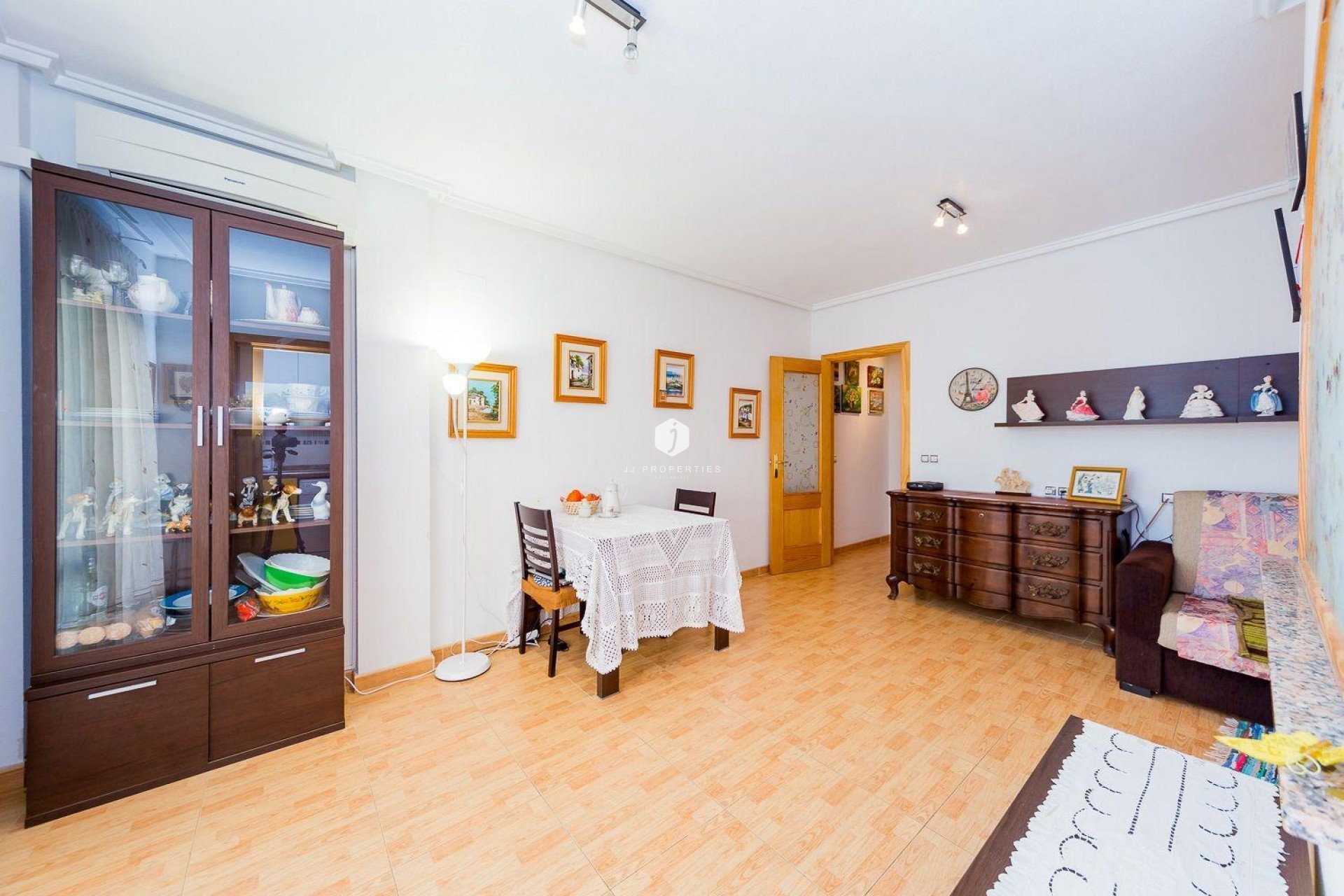 Tweedehands - Appartement / flat -
Torrevieja - Centro