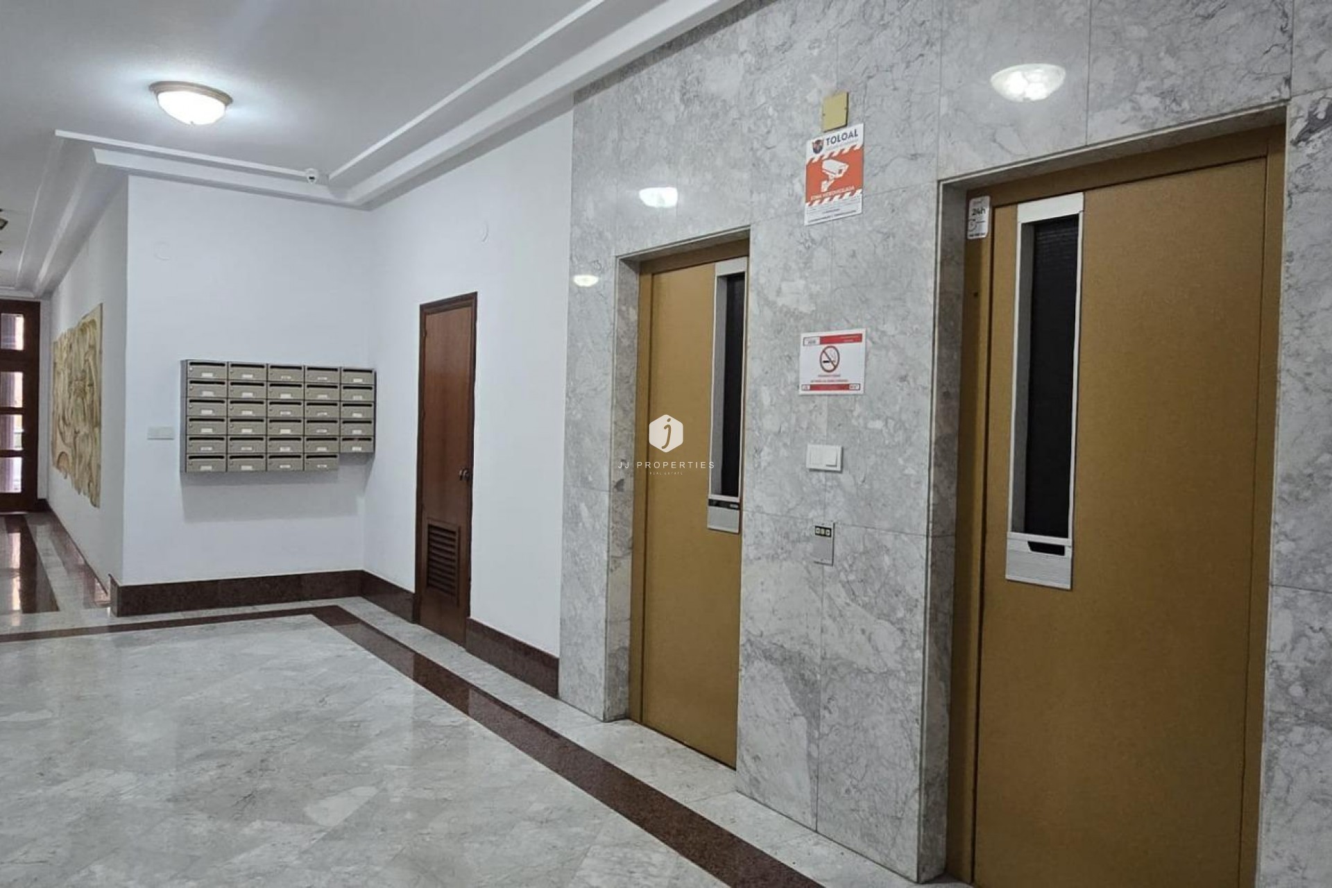 Tweedehands - Appartement / flat -
Torrevieja - Centro