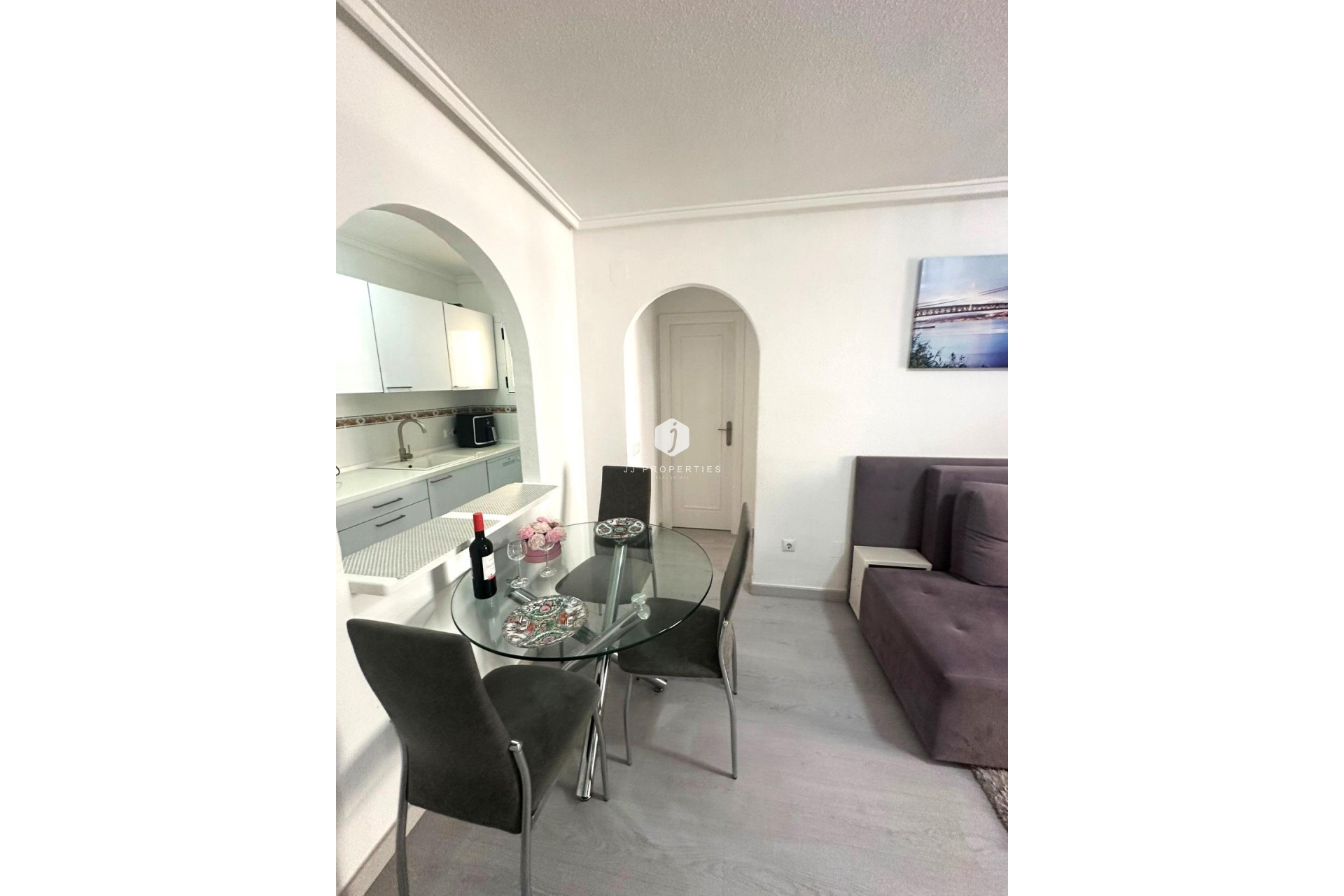 Tweedehands - Appartement / flat -
Torrevieja - Centro
