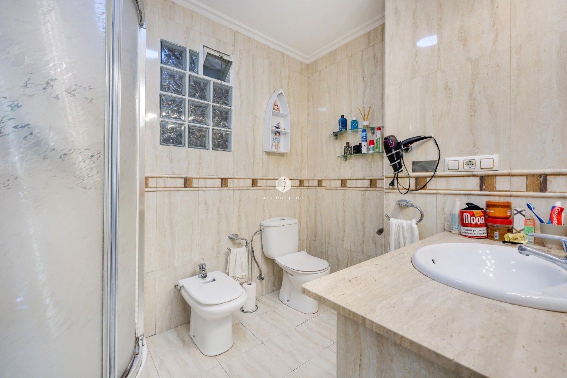 Tweedehands - Appartement / flat -
Torrevieja - Centro