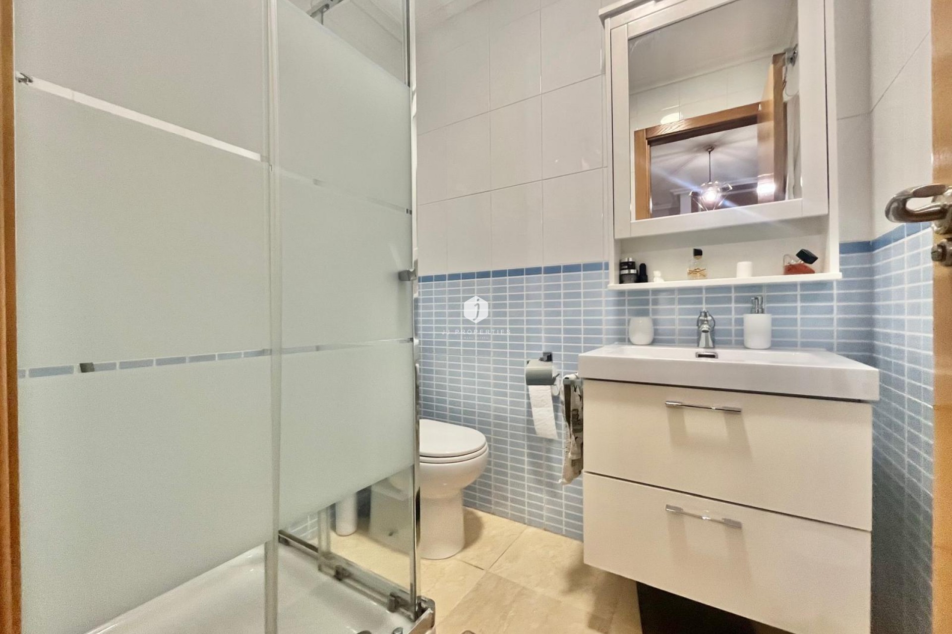 Tweedehands - Appartement / flat -
Torrevieja - Centro