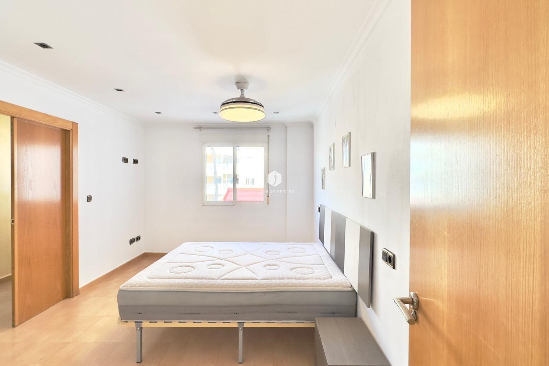 Tweedehands - Appartement / flat -
Torrevieja - Centro