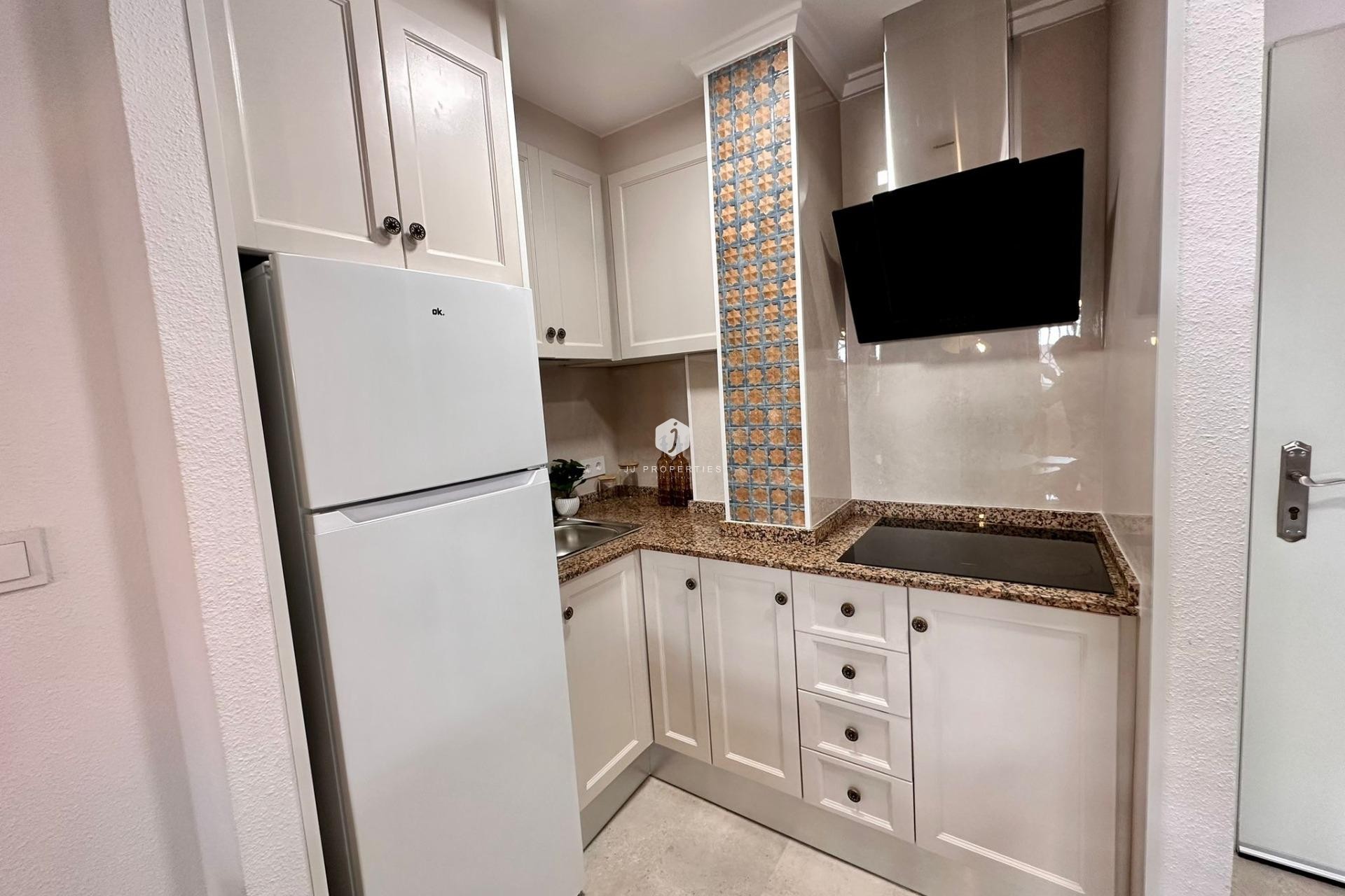 Tweedehands - Appartement / flat -
Torrevieja - Centro