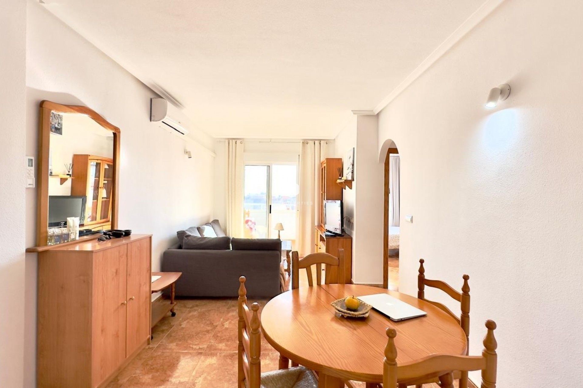 Tweedehands - Appartement / flat -
Torrevieja - Centro