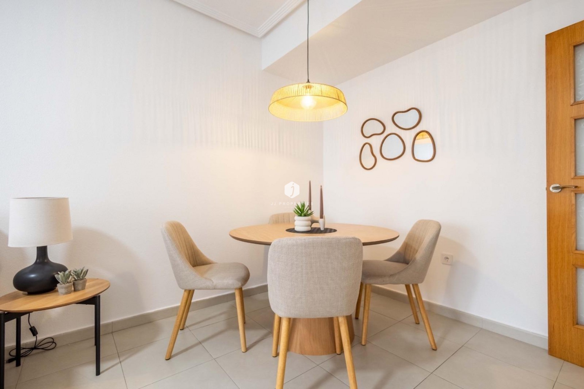 Tweedehands - Appartement / flat -
Torrevieja - Centro