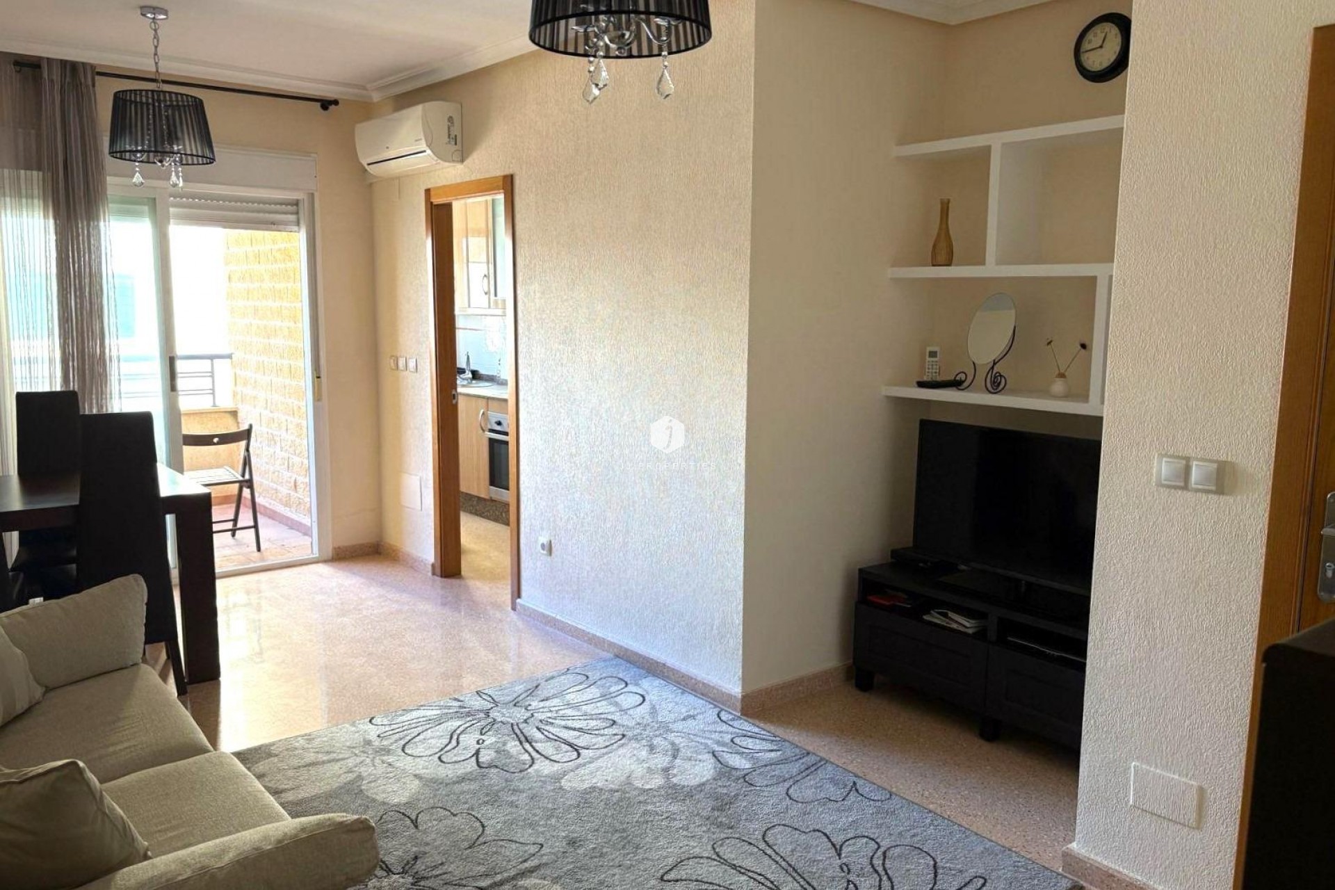 Tweedehands - Appartement / flat -
Torrevieja - Centro