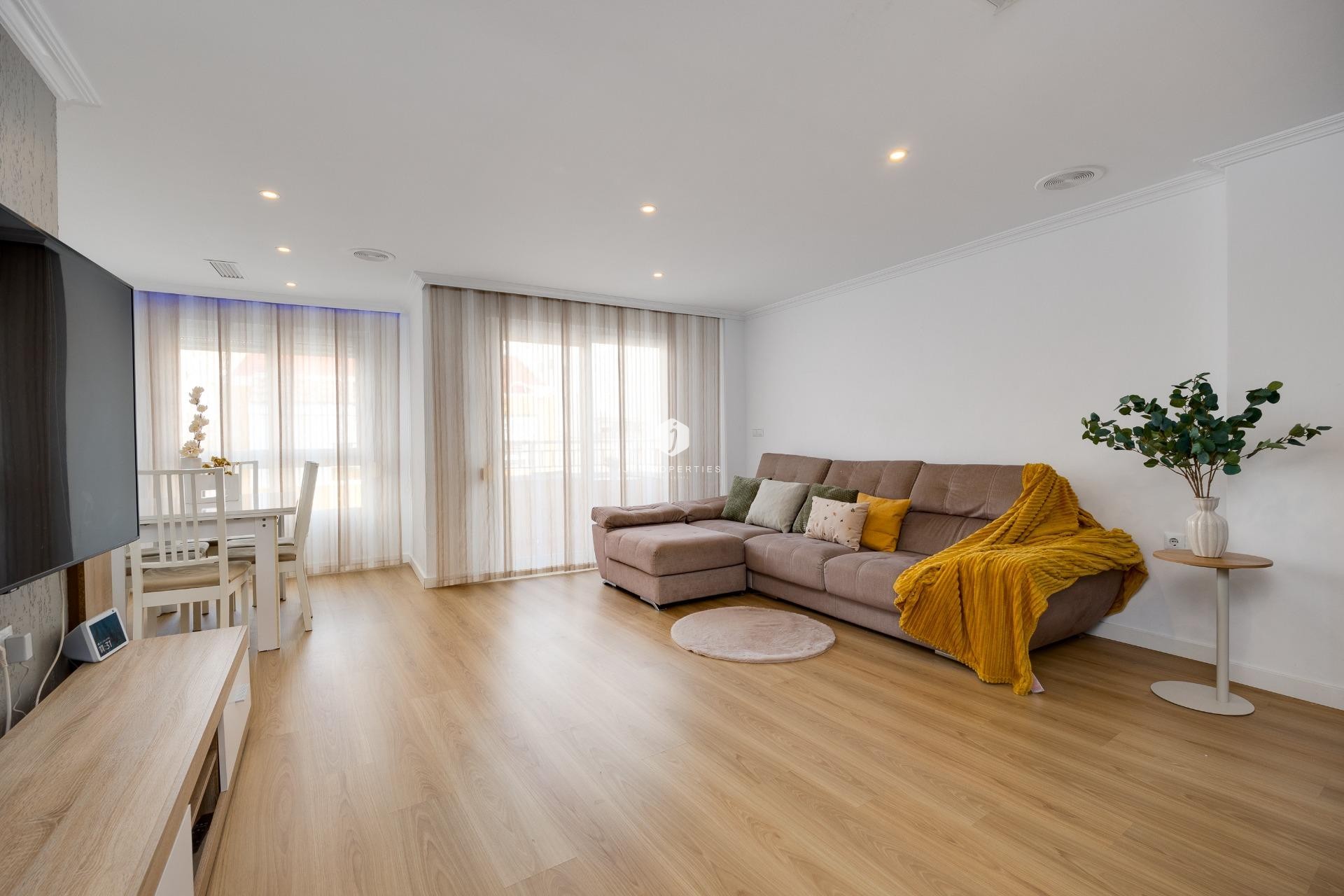 Tweedehands - Appartement / flat -
Torrevieja - Centro
