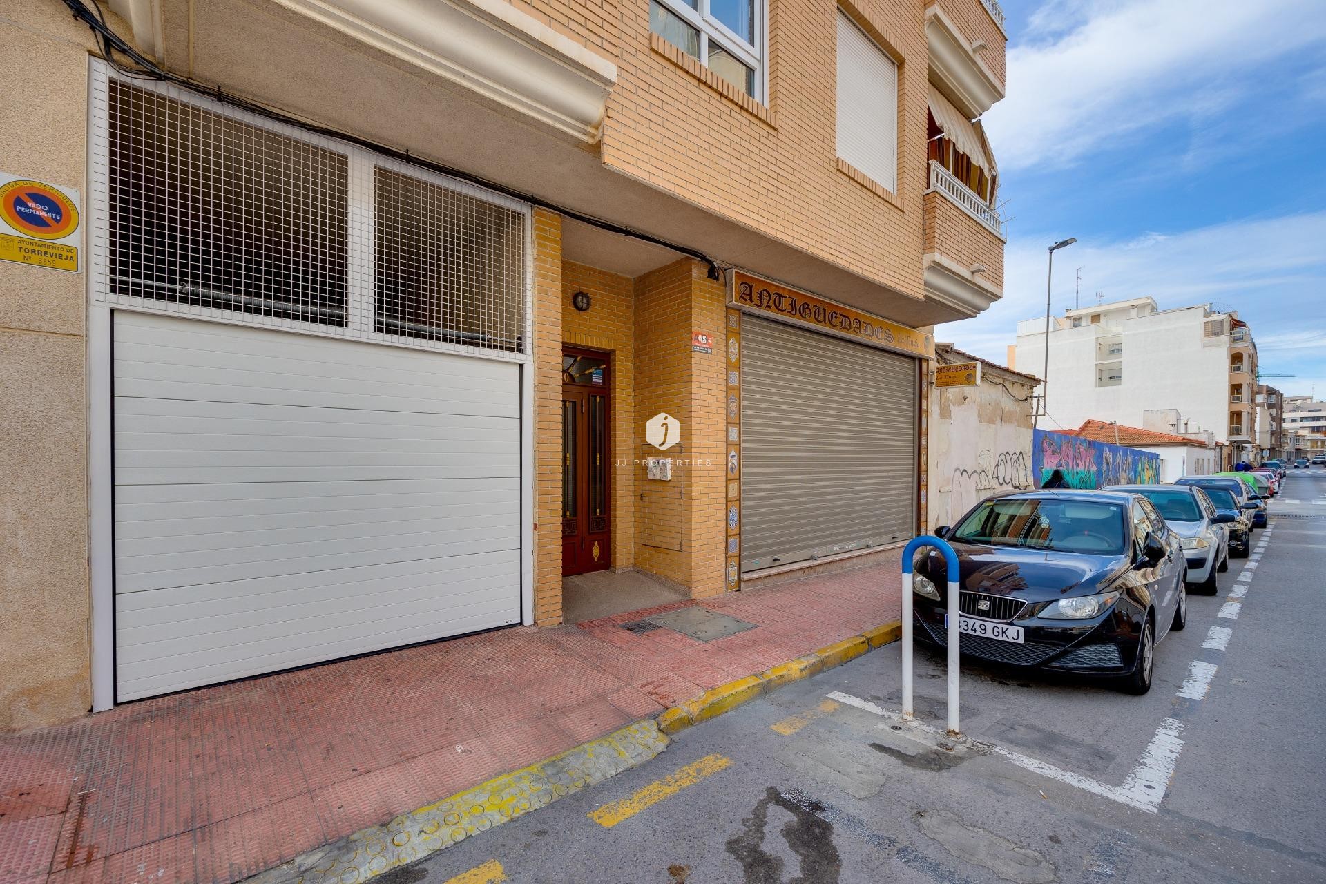 Tweedehands - Appartement / flat -
Torrevieja - Centro