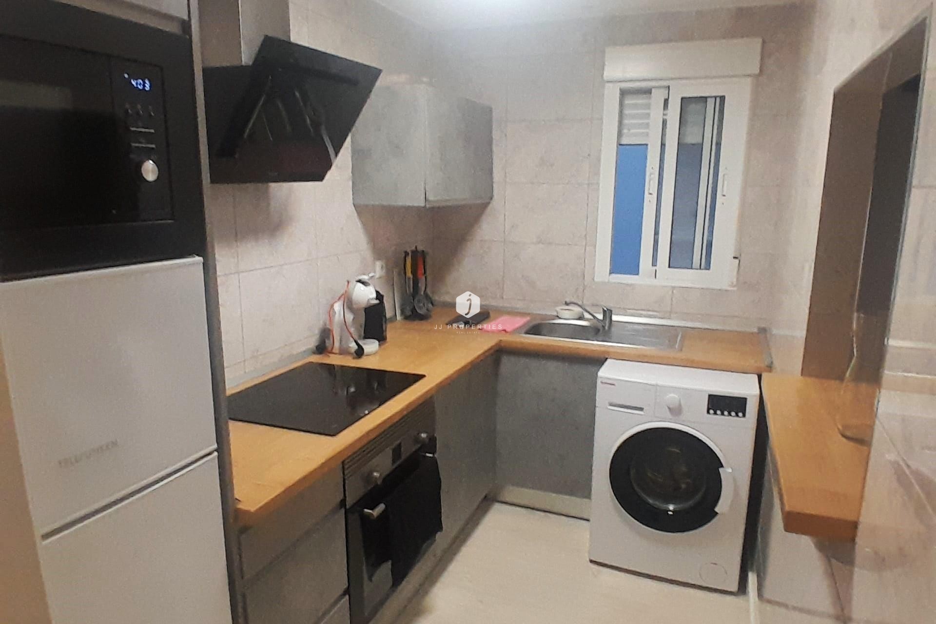 Tweedehands - Appartement / flat -
Torrevieja - Centro