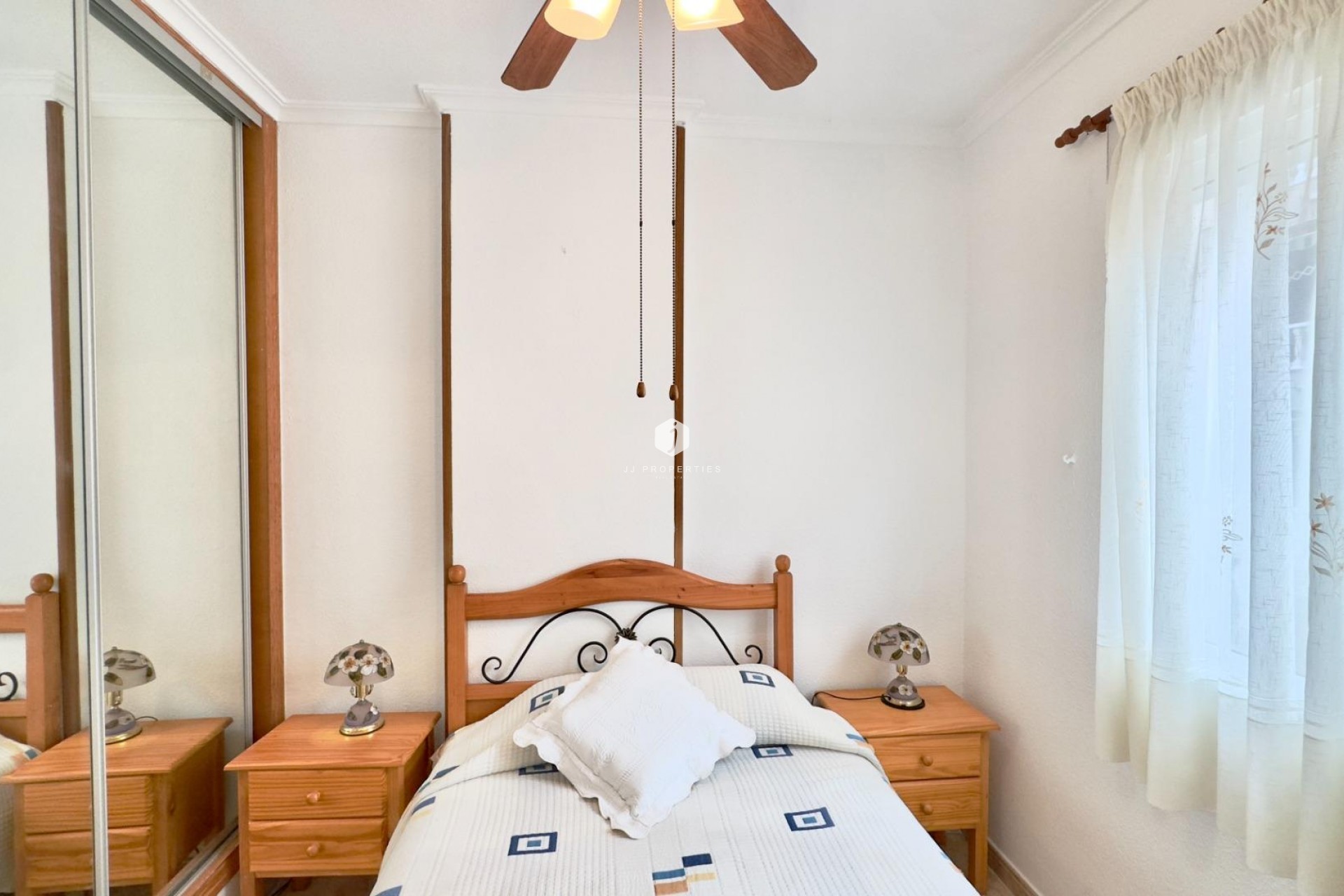 Tweedehands - Appartement / flat -
Torrevieja - Centro