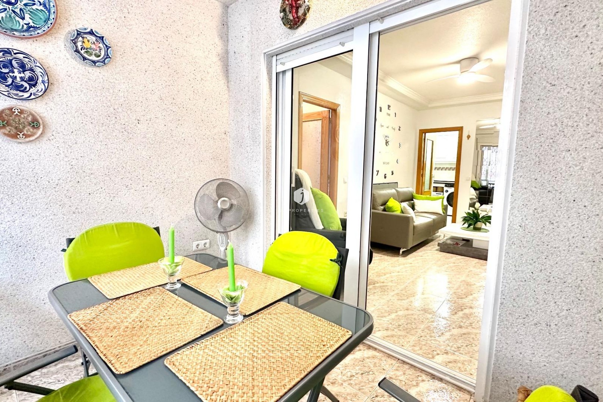 Tweedehands - Appartement / flat -
Torrevieja - Centro