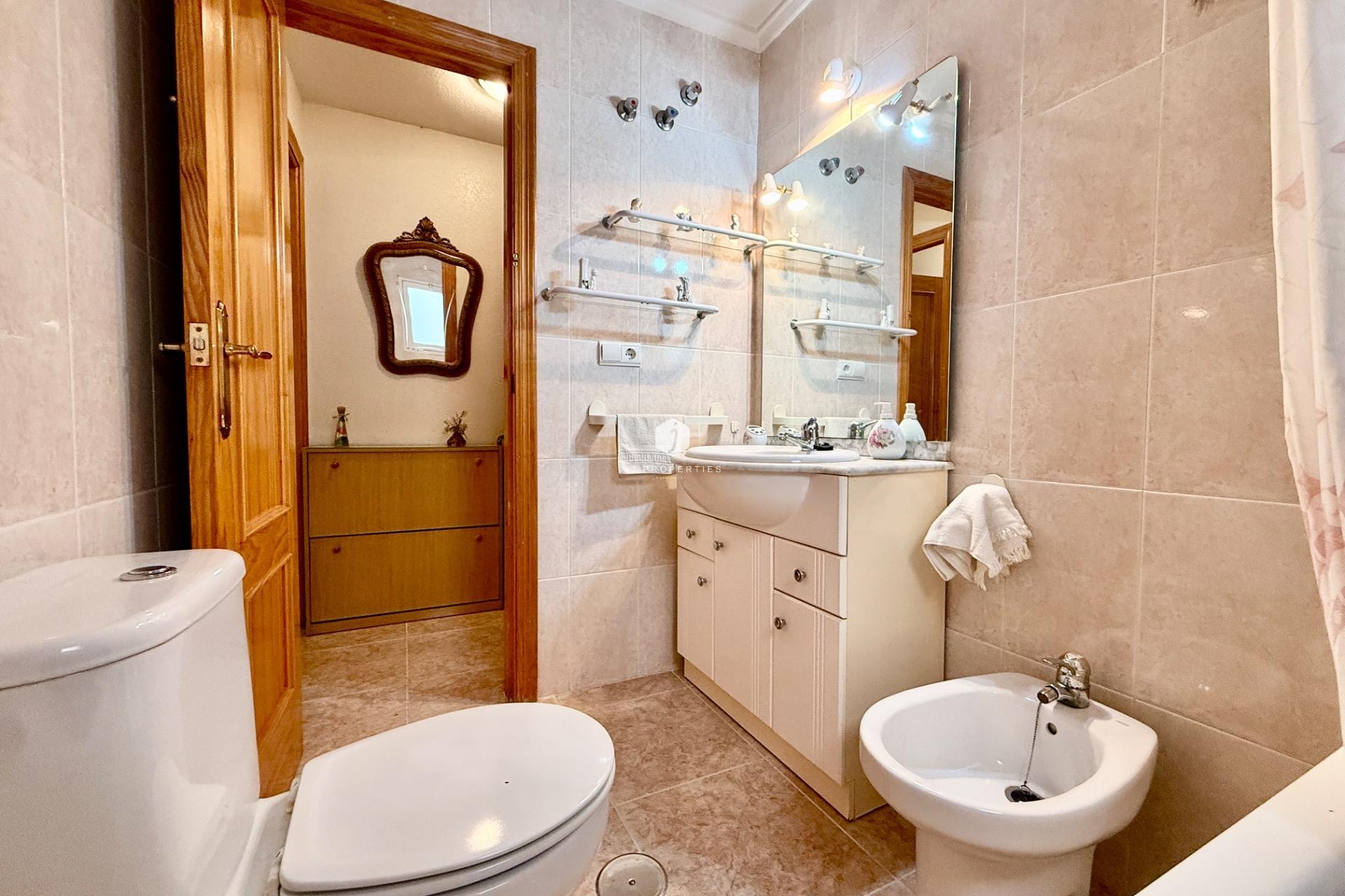 Tweedehands - Appartement / flat -
Torrevieja - Centro