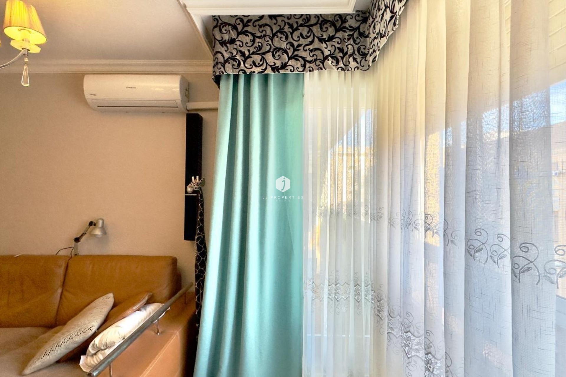 Tweedehands - Appartement / flat -
Torrevieja - Centro